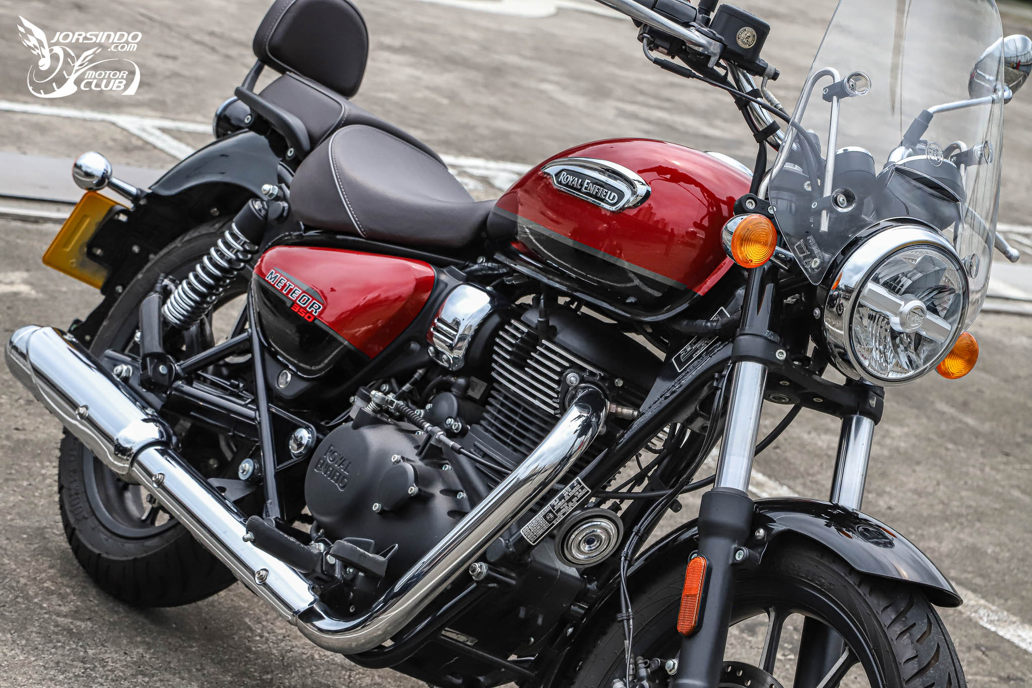 穿越時空的英倫文物！Royal Enfield Bullet / Classic / Meteor 350 試駕2911|小老婆汽機車資訊網