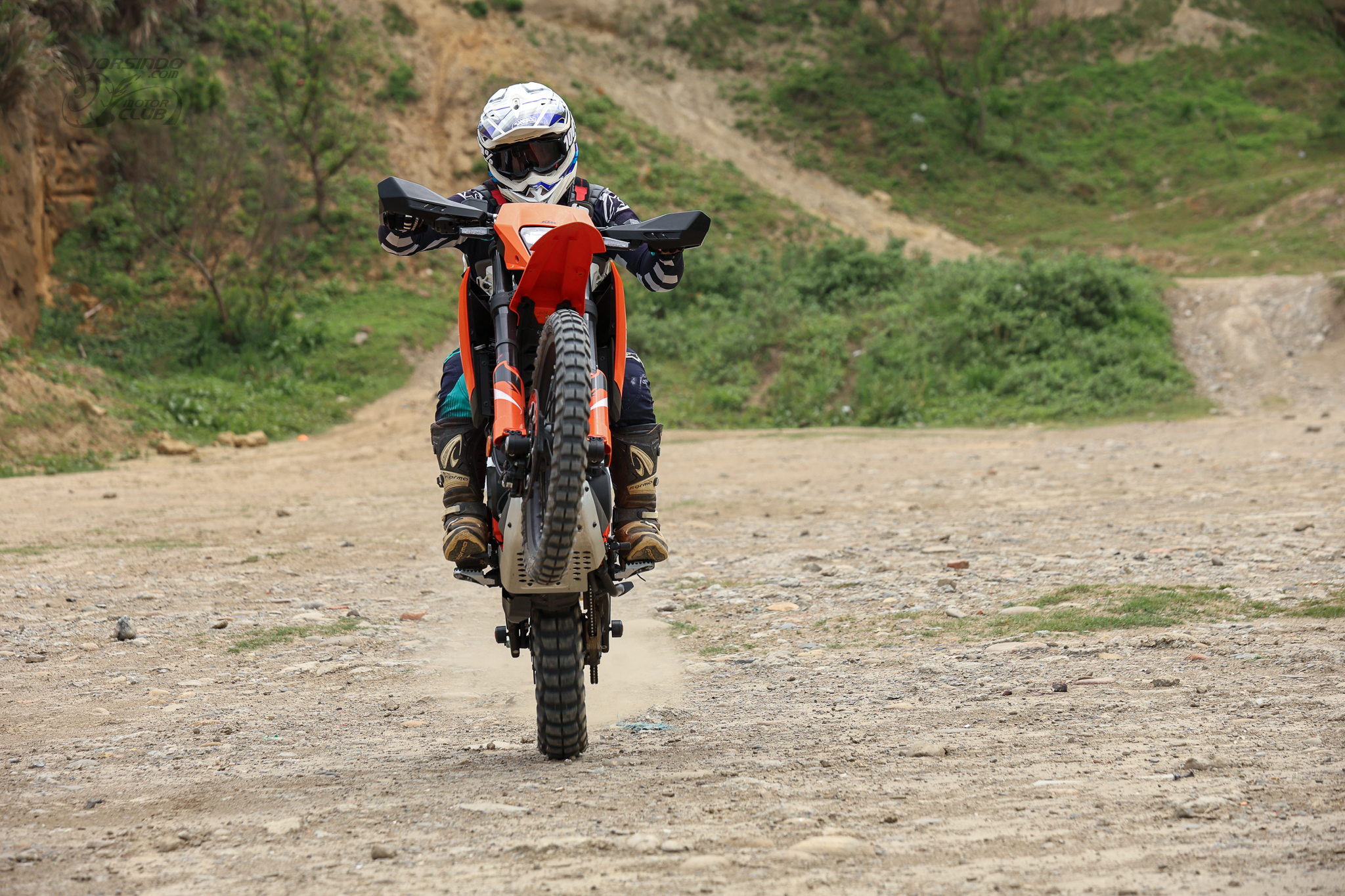 KTM 390 全車系試乘會！越野＆公路你選哪一派？8097|小老婆汽機車資訊網