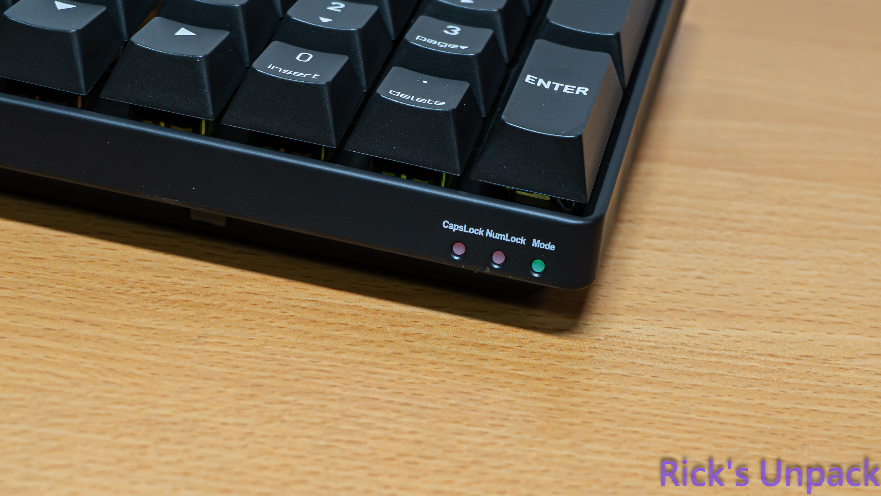 【開箱】IP54無線三模多工鍵盤 | CHERRY XTRFY K37 RGB WIRELESS7165|小老婆汽機車資訊網