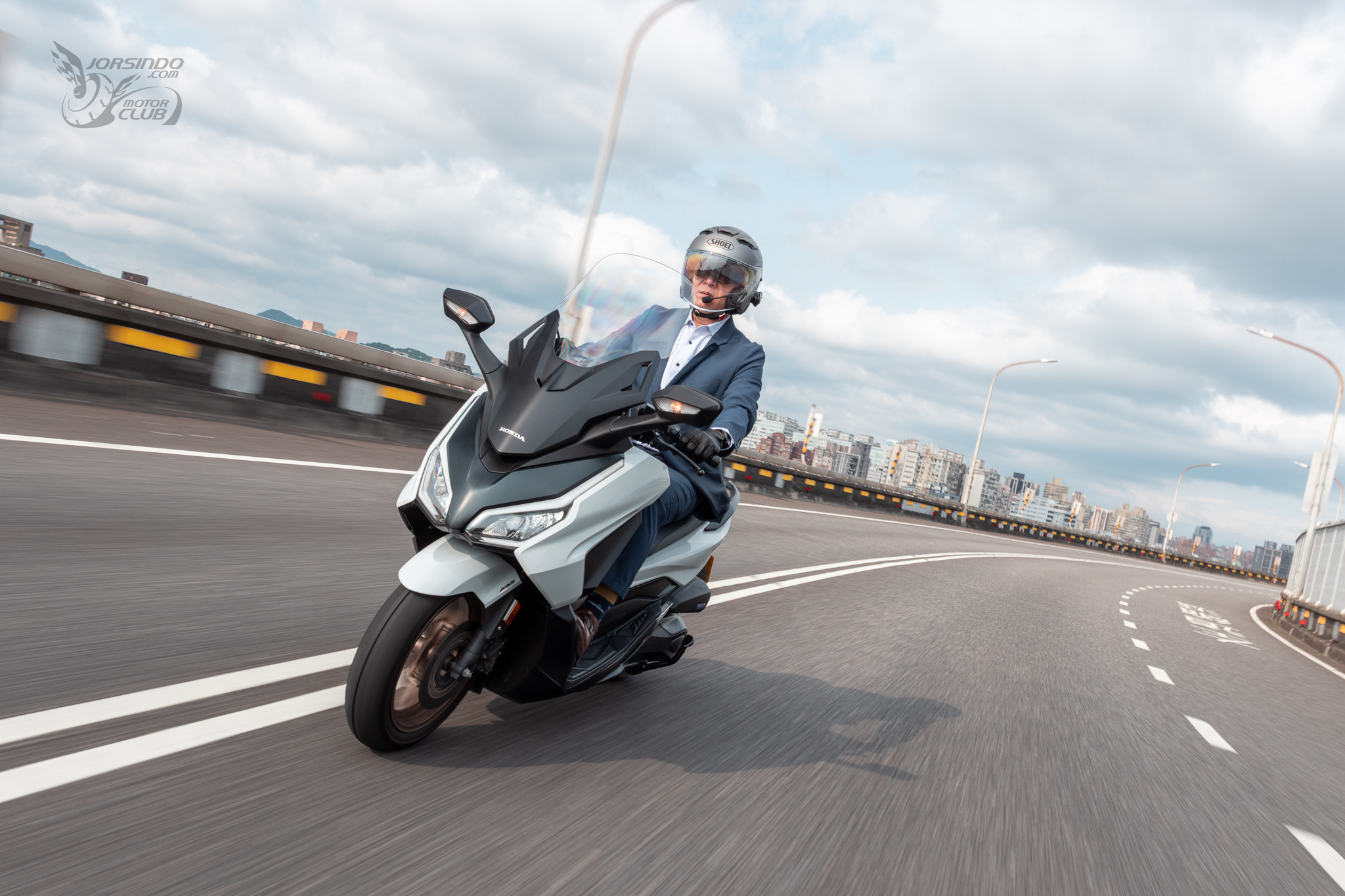 重機停車大解禁！HONDA Forza 350 / ADV 350 的全新通勤體驗408|小老婆汽機車資訊網