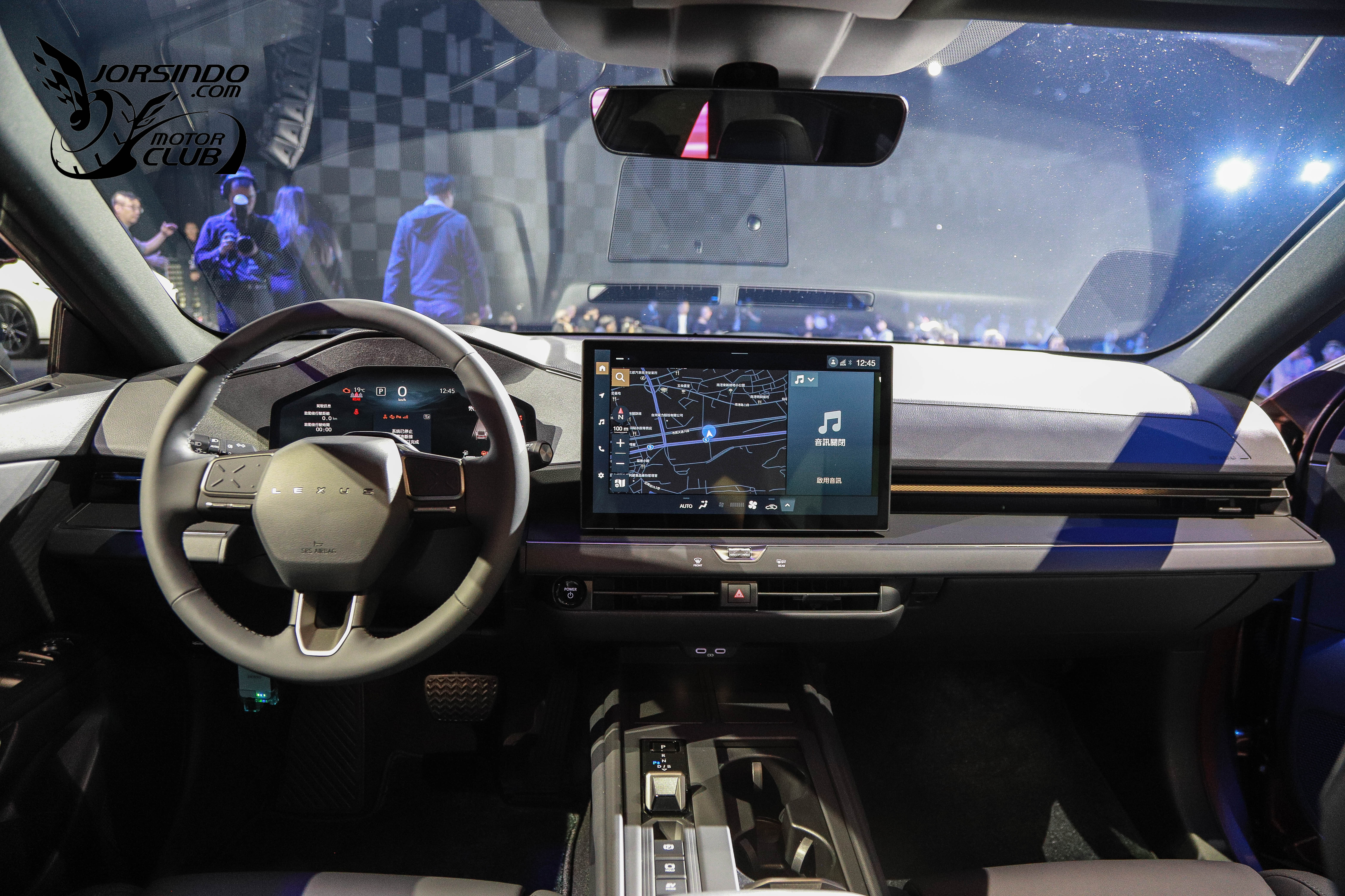 油電、純電共四車型等級！Lexus大改款ES 177萬起國內上市6491|小老婆汽機車資訊網