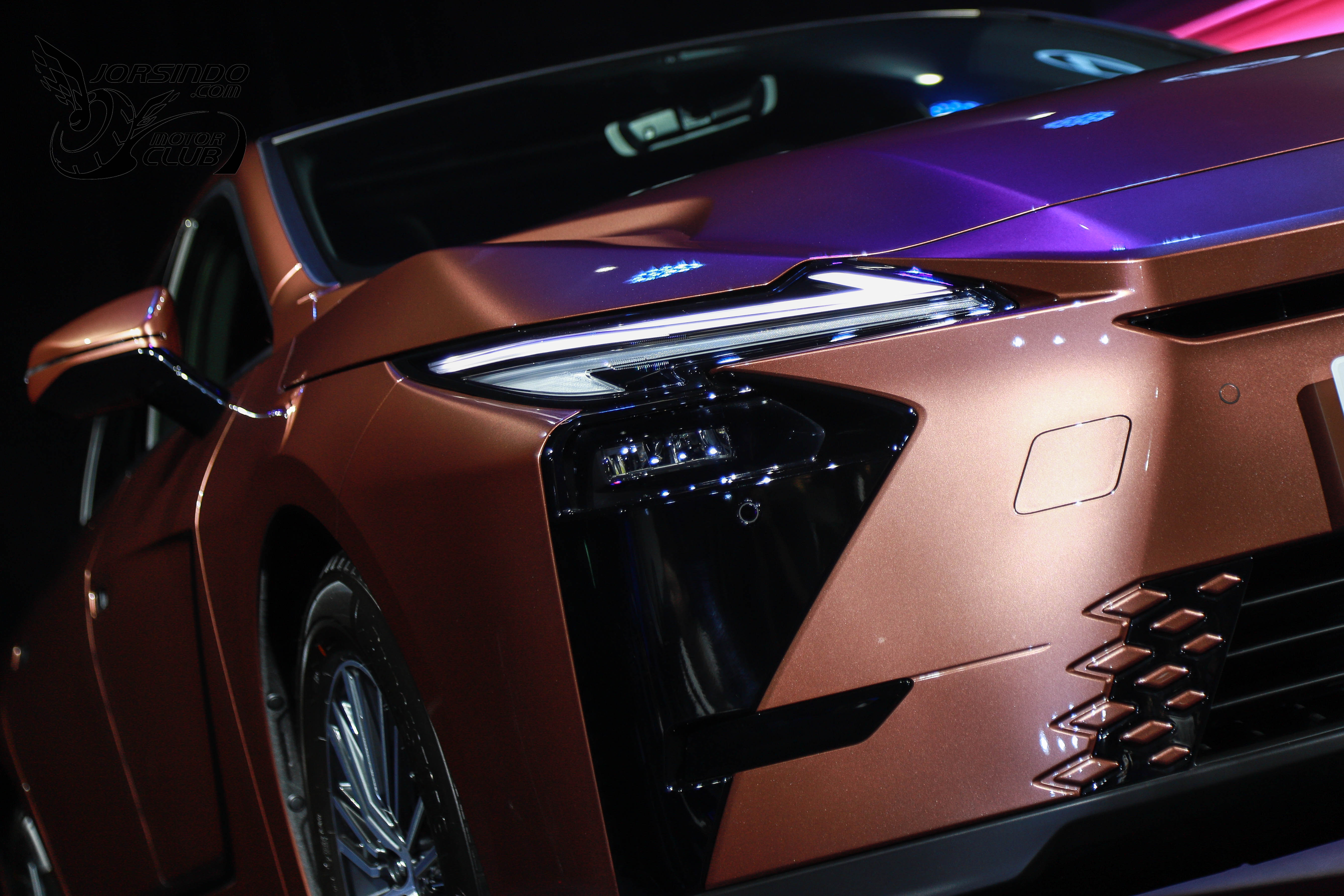油電、純電共四車型等級！Lexus大改款ES 177萬起國內上市2351|小老婆汽機車資訊網