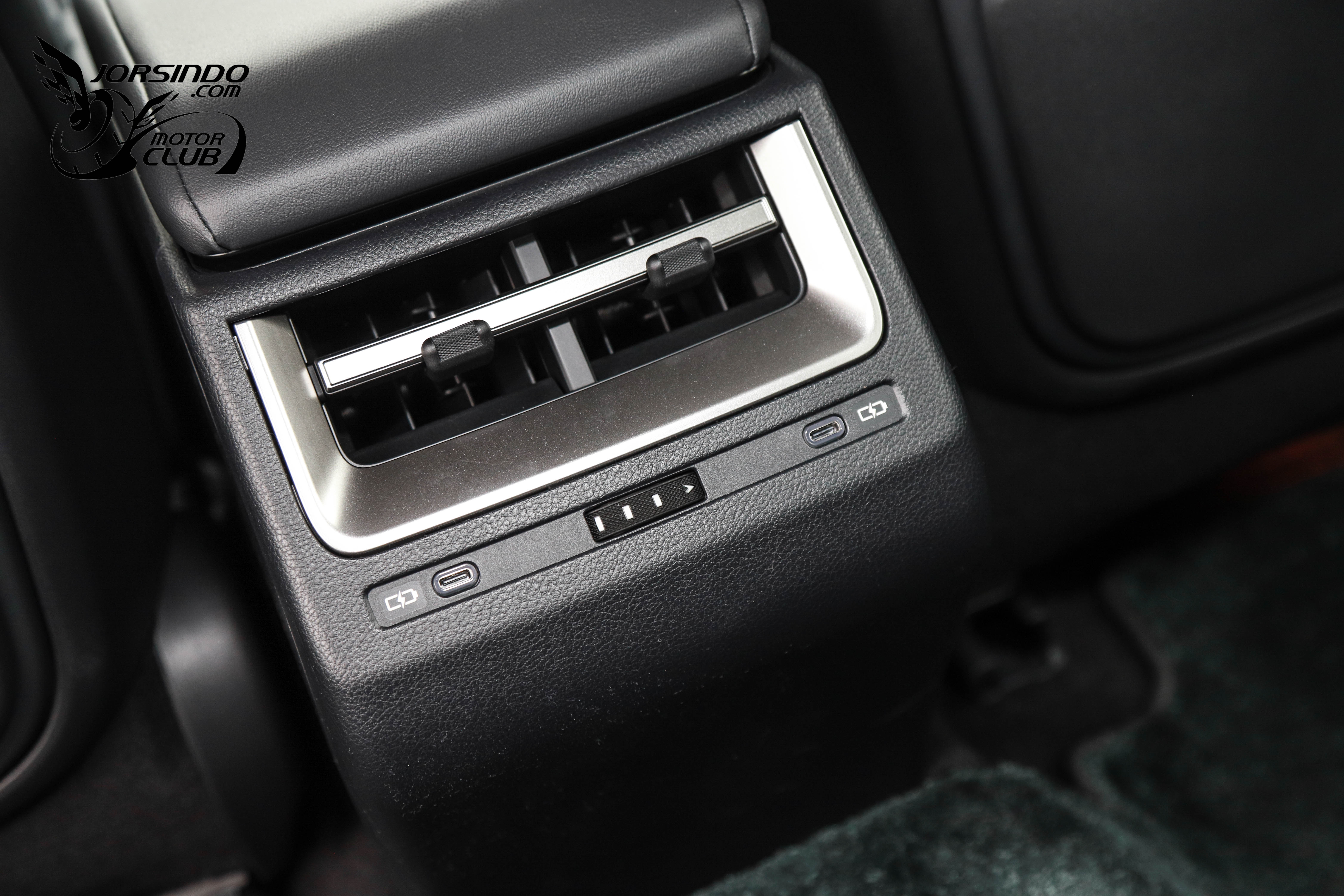 日式精緻系房車進化再出發！Lexus大改款ES 500e試駕報告828|小老婆汽機車資訊網