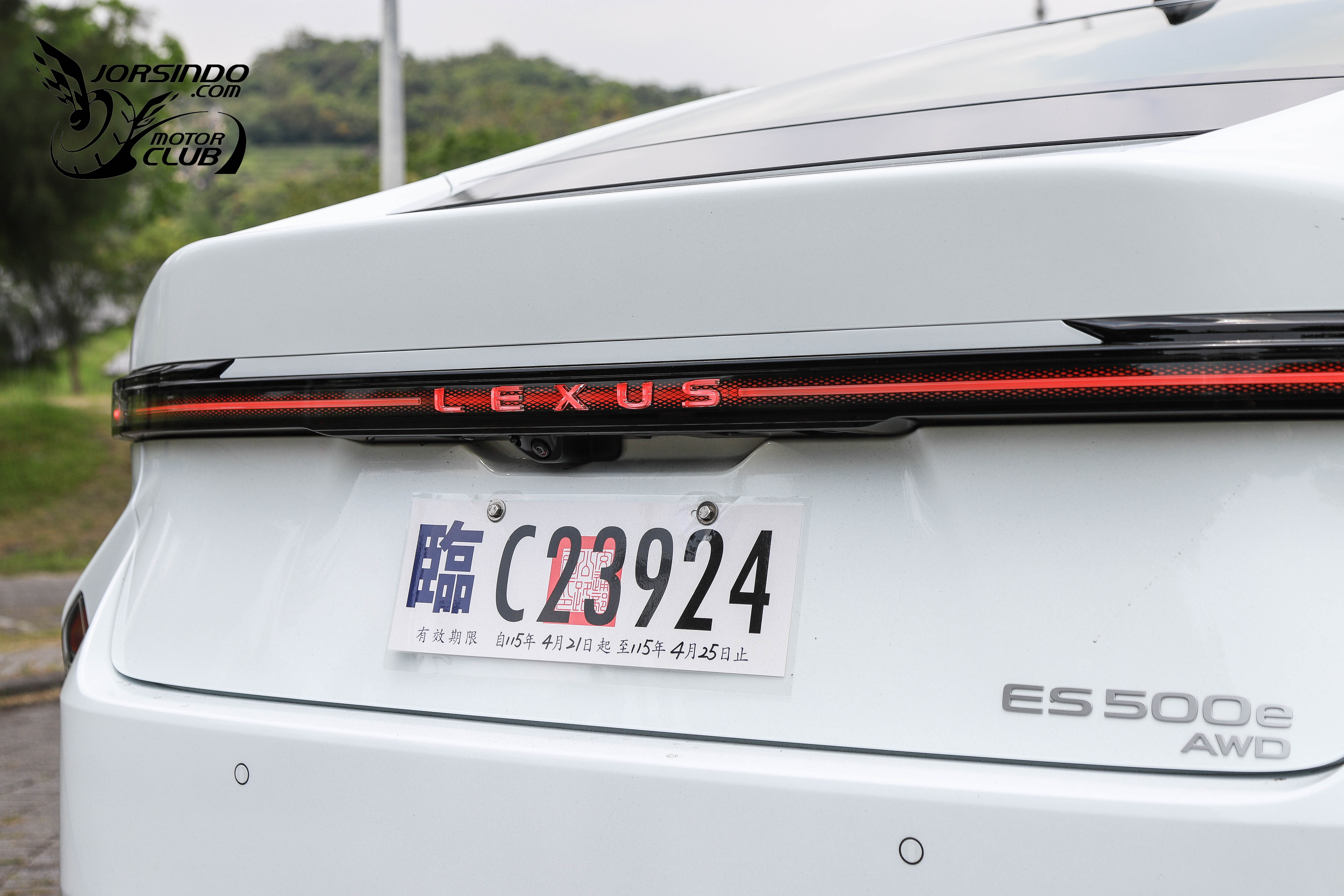 日式精緻系房車進化再出發！Lexus大改款ES 500e試駕報告736|小老婆汽機車資訊網