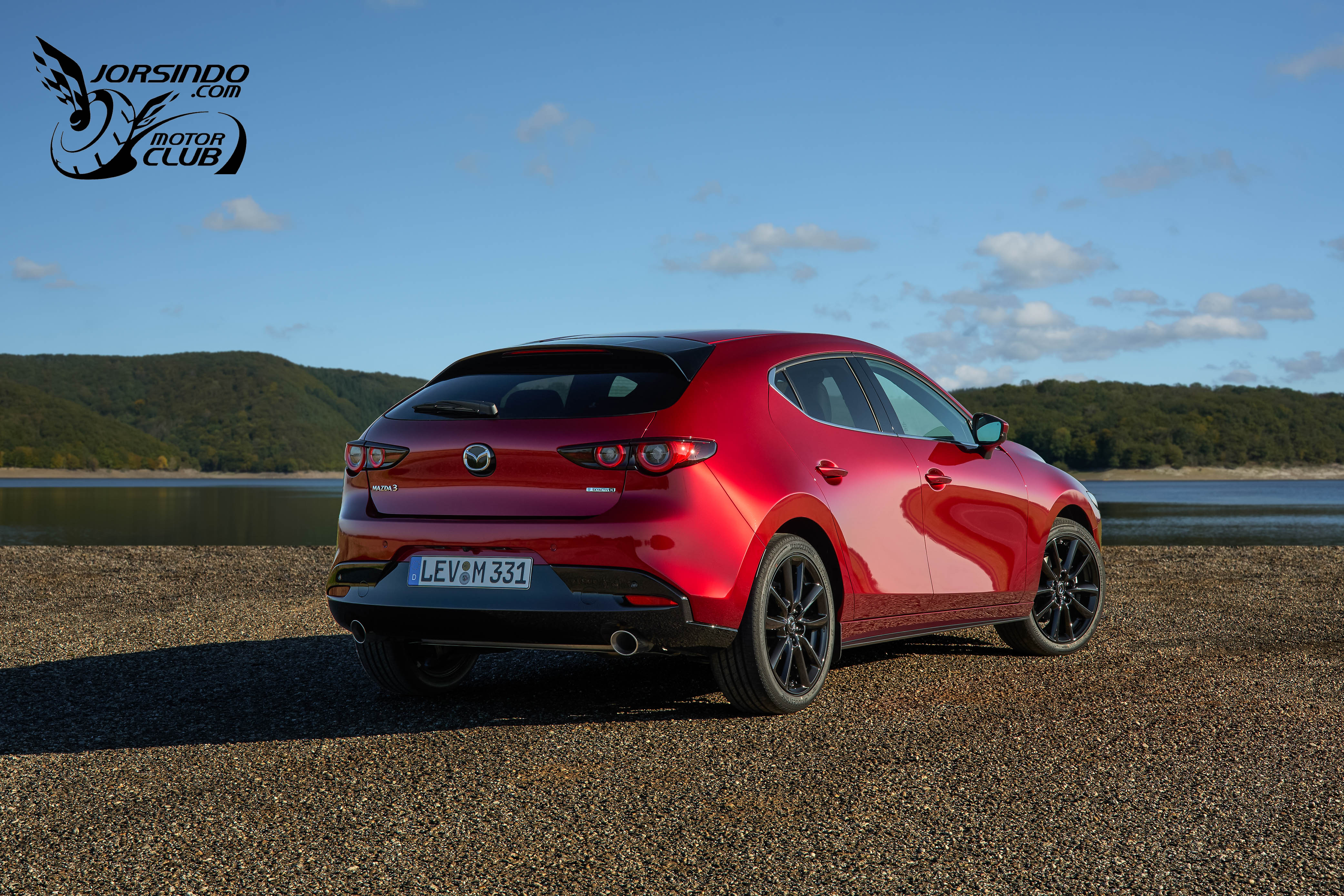 安全配備強化、兩款輕油電動力！新年式Mazda3德國登場9091|小老婆汽機車資訊網