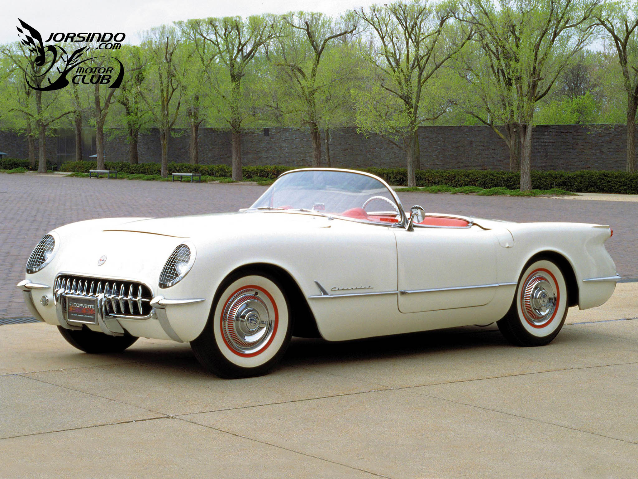 玻璃纖維車身、V8動力植入！Chevrolet Corvette C1開發緣起8729|小老婆汽機車資訊網
