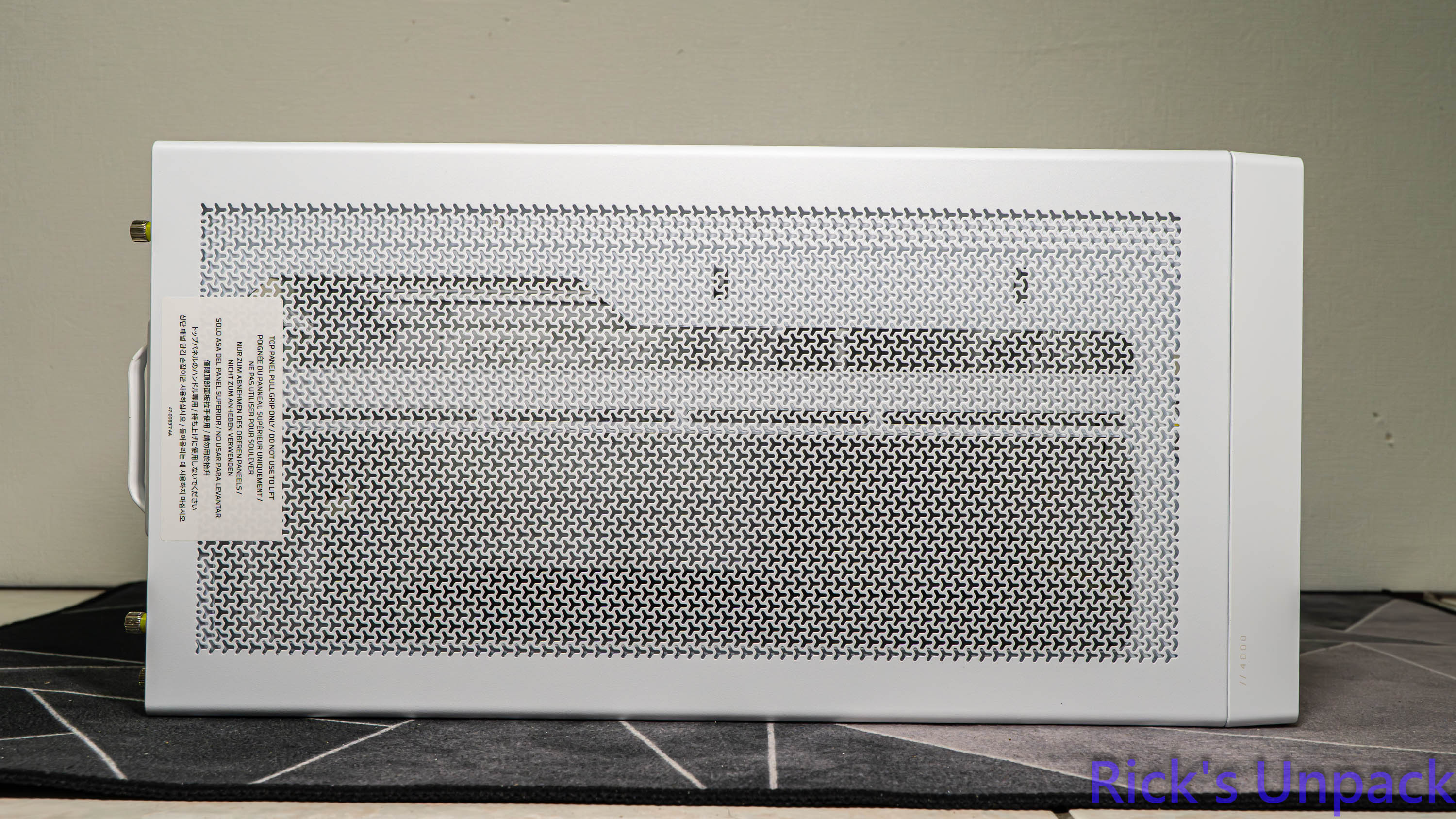 【開箱】新視覺饗宴 | CORSAIR FRAME 4000X RS WHITE331|小老婆汽機車資訊網