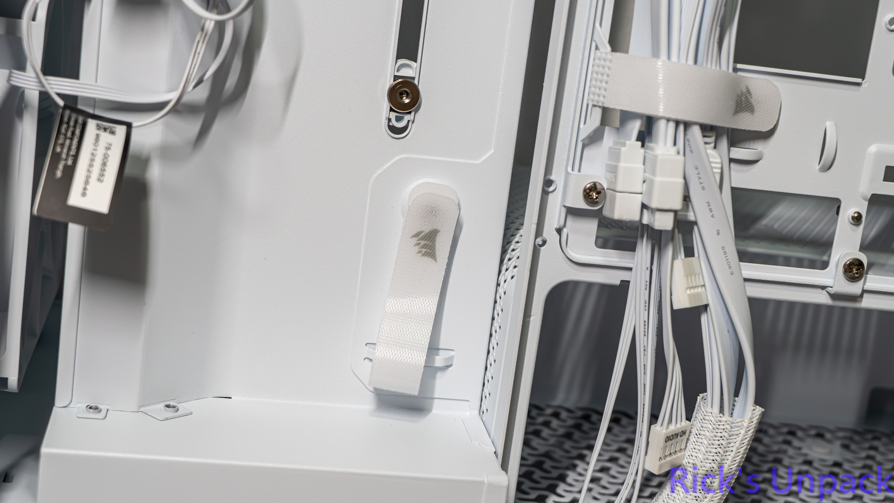 【開箱】新視覺饗宴 | CORSAIR FRAME 4000X RS WHITE6791|小老婆汽機車資訊網