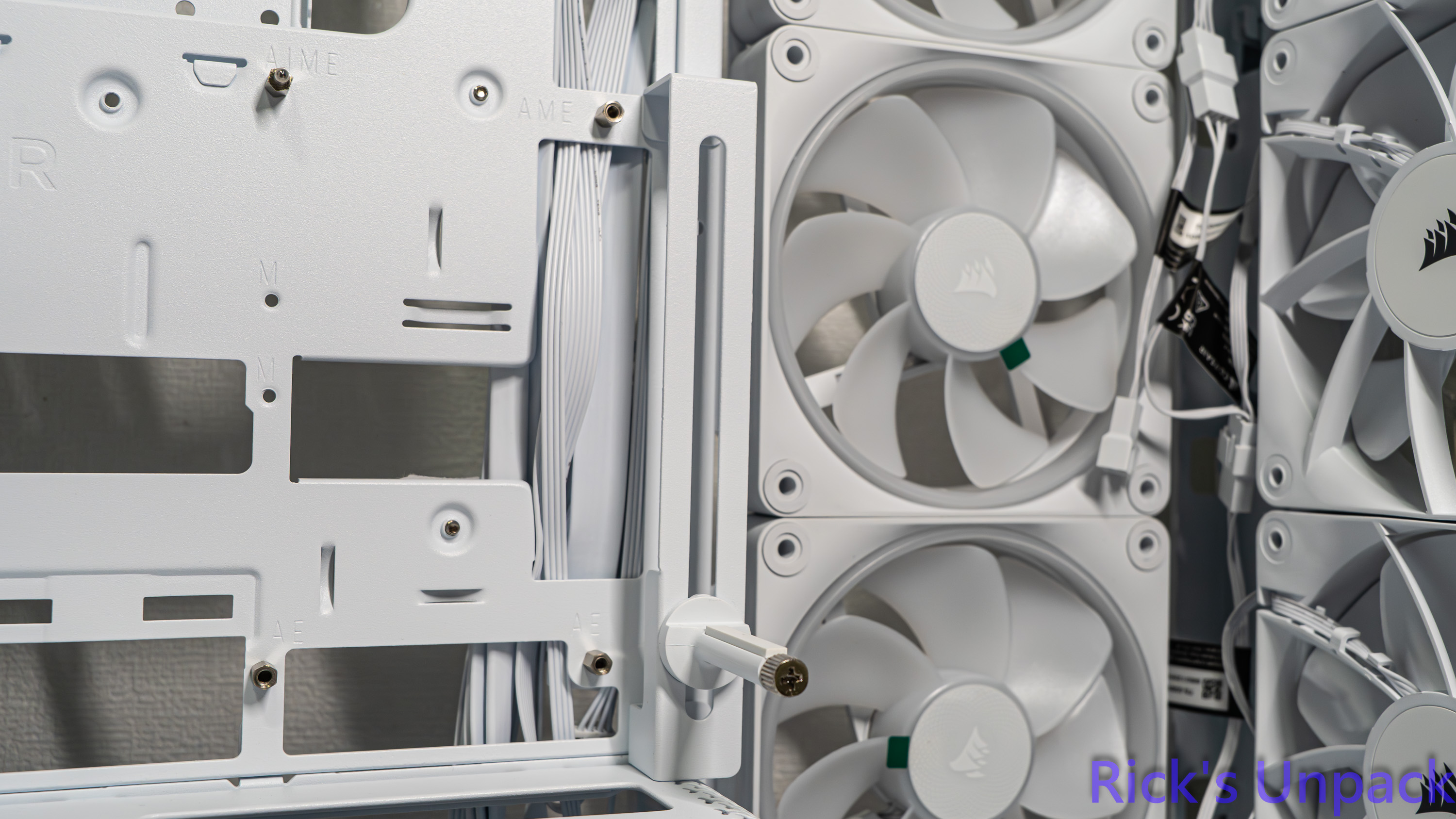 【開箱】新視覺饗宴 | CORSAIR FRAME 4000X RS WHITE2936|小老婆汽機車資訊網