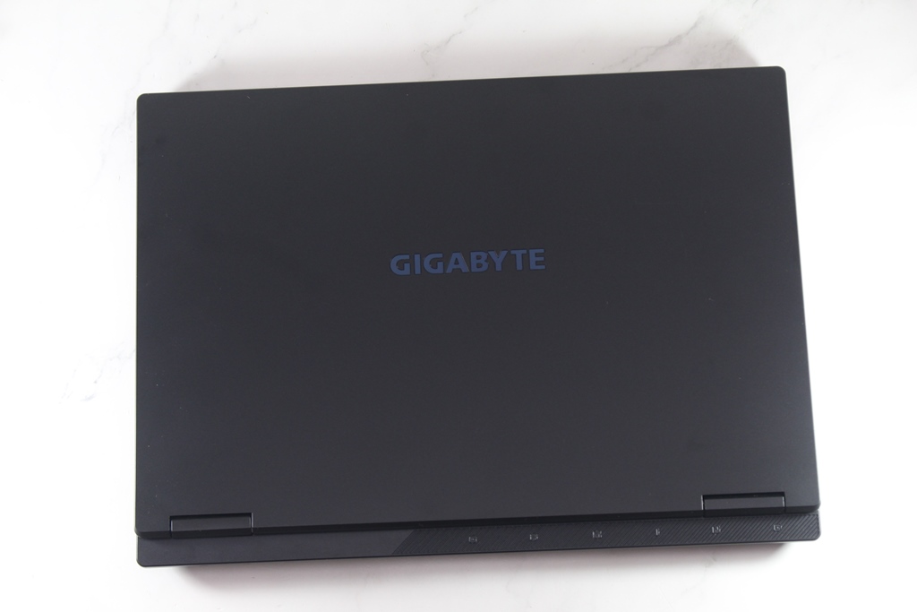 技嘉GIGABYTE Gaming A16 5VH電競筆電-搭載NVIDIA RTX5060顯卡，平價...3728|小老婆汽機車資訊網