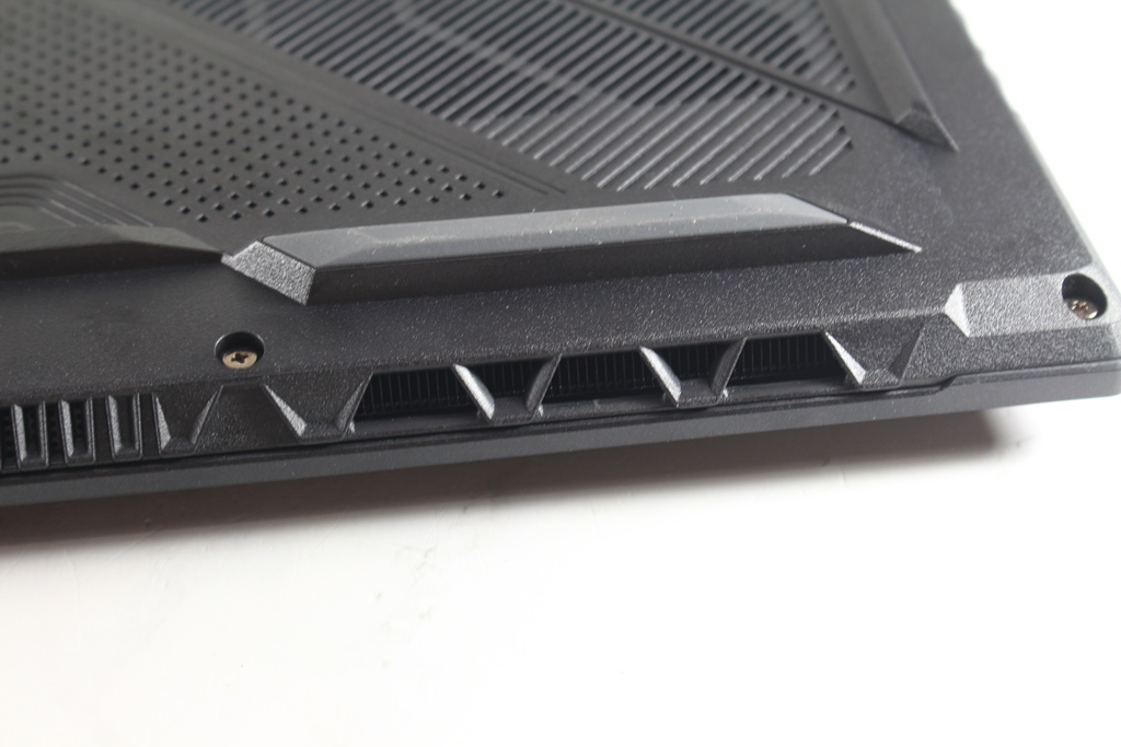 技嘉GIGABYTE Gaming A16 5VH電競筆電-搭載NVIDIA RTX5060顯卡，平價...6809|小老婆汽機車資訊網