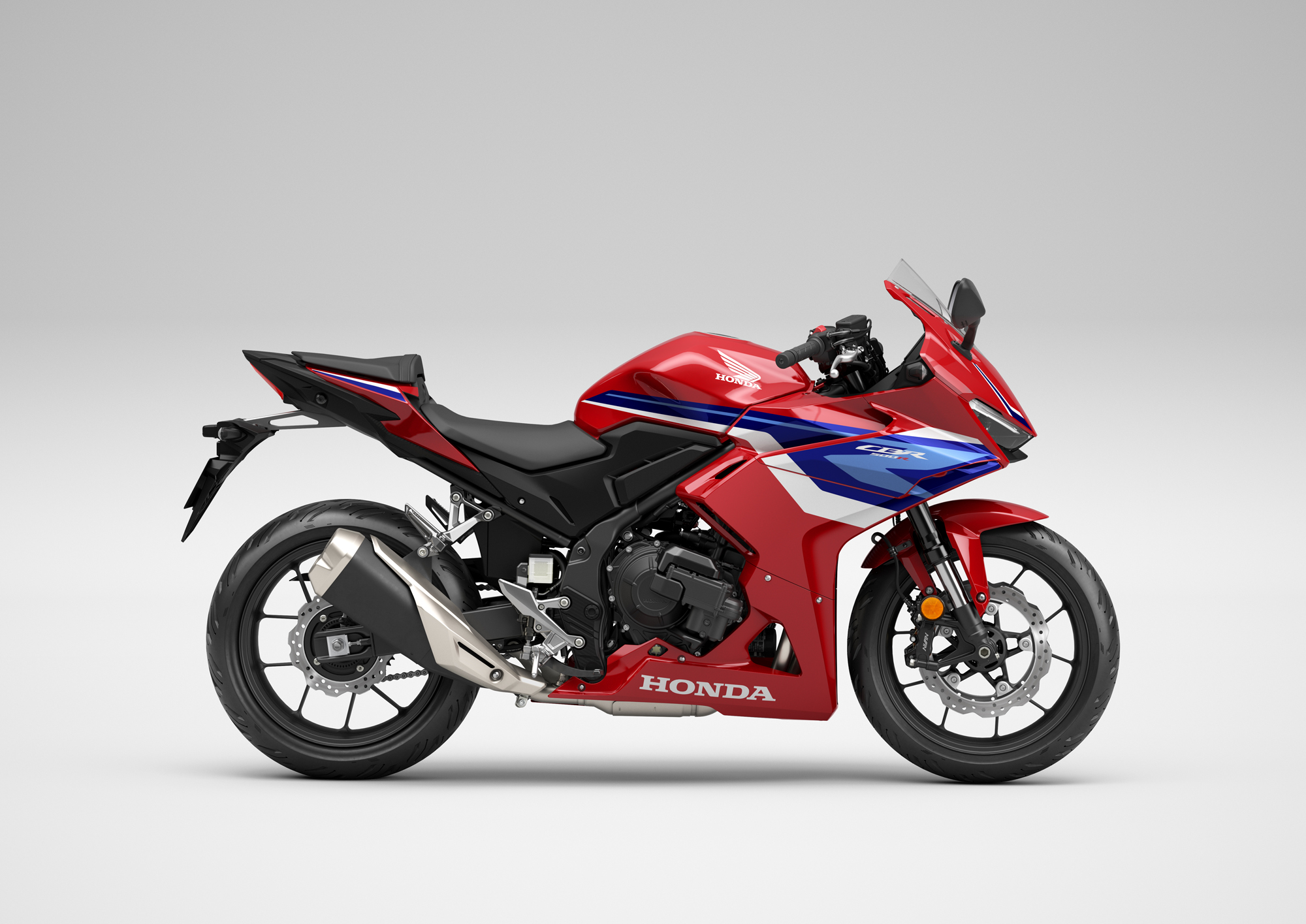 [新聞稿] 全新 2026 年式 Honda CBR500R E-Clutch 國內售價公佈6584|小老婆汽機車資訊網