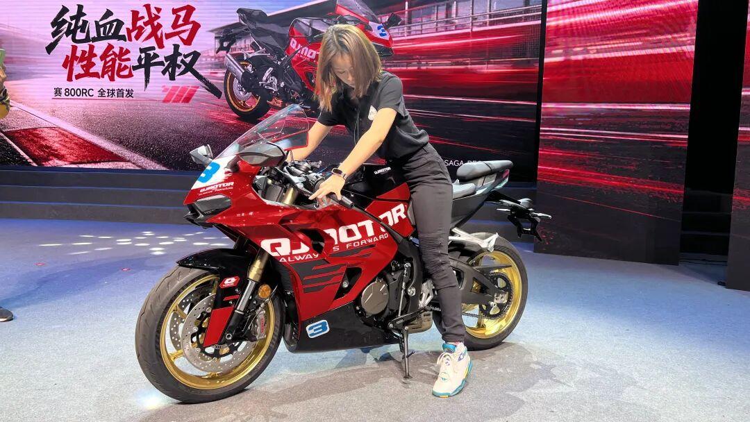 [大陆车讯]49999元！赛800RC发售，另一台从WSBK“杀”回来的...6946|小老婆汽機車資訊網