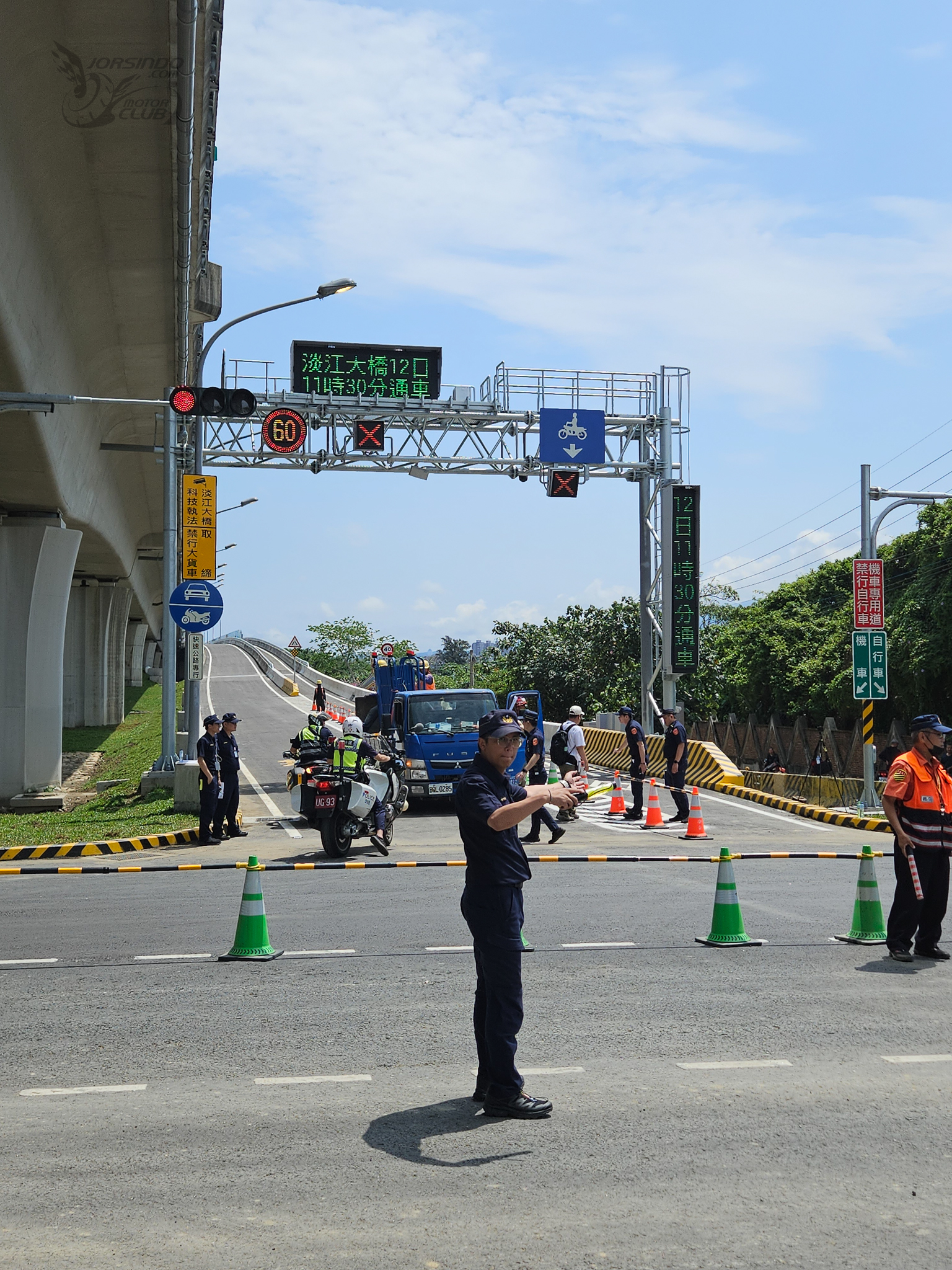 淡江大橋機車道實測!太窄?限速太低?開通首日問題一次整理4248|小老婆汽機車資訊網