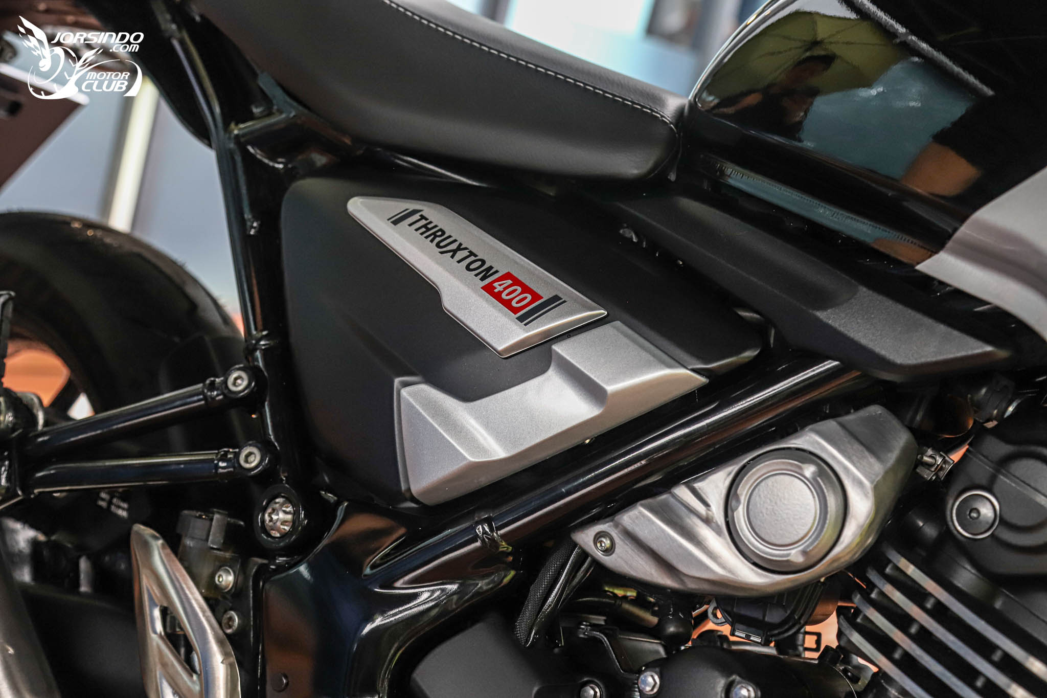 22 萬元有找！最帥的復古街車 Triumph Tracker / Thruxton 400 登場2907|小老婆汽機車資訊網
