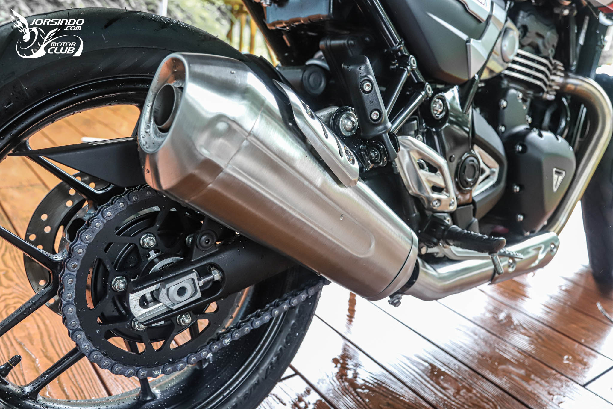 22 萬元有找！最帥的復古街車 Triumph Tracker / Thruxton 400 登場7082|小老婆汽機車資訊網