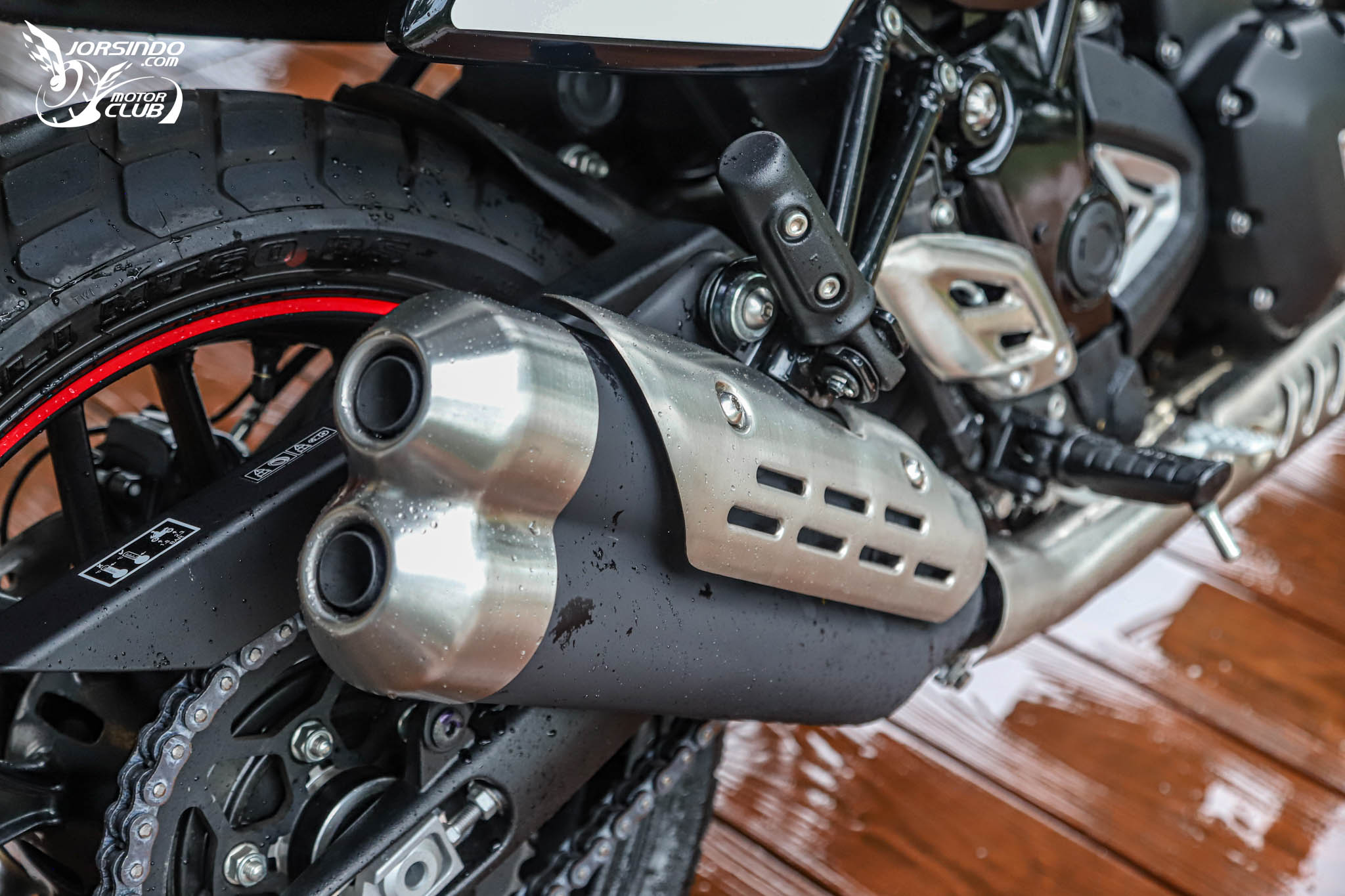 22 萬元有找！最帥的復古街車 Triumph Tracker / Thruxton 400 登場5127|小老婆汽機車資訊網