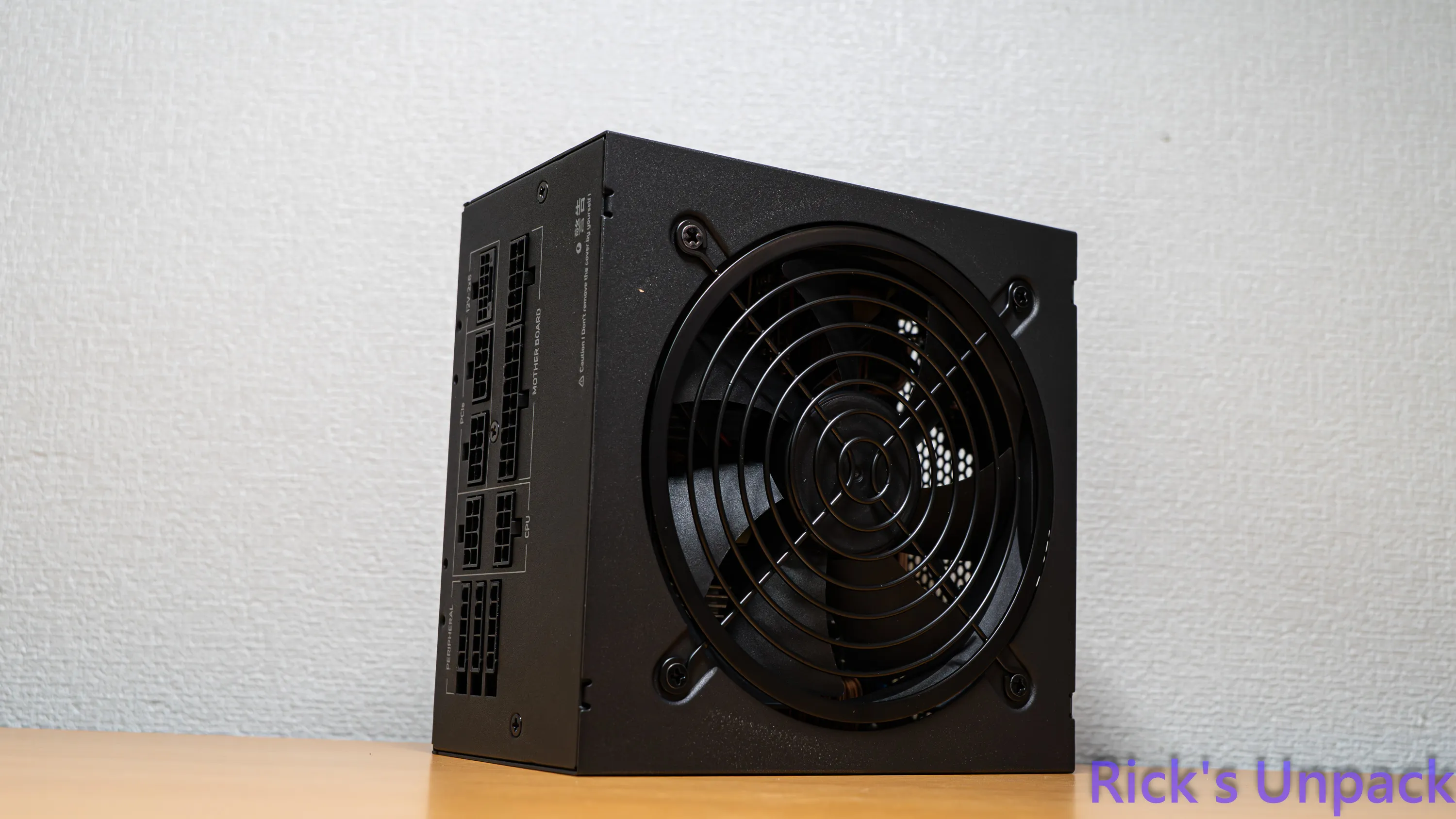 【開箱】高CP金牌全模組電源 | FSP VIC GM 850W3240|小老婆汽機車資訊網