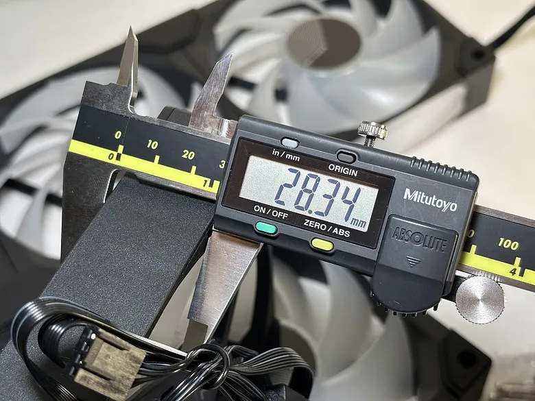 「厚度升級、風量更有感！」EZDIY-FAB BF12 ARGB PWM 一體式風扇5920|小老婆汽機車資訊網