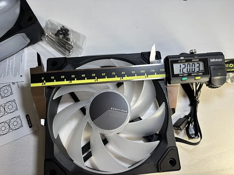 「厚度升級、風量更有感！」EZDIY-FAB BF12 ARGB PWM 一體式風扇2773|小老婆汽機車資訊網