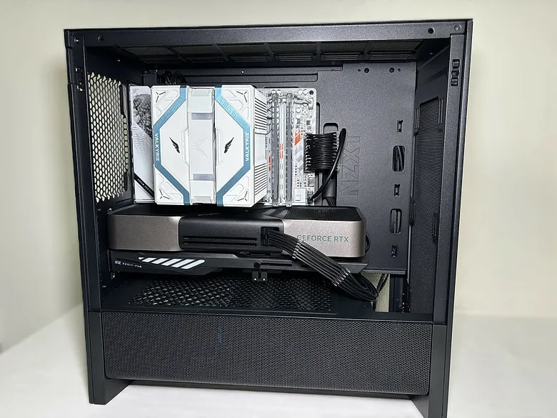 「厚度升級、風量更有感！」EZDIY-FAB BF12 ARGB PWM 一體式風扇7460|小老婆汽機車資訊網