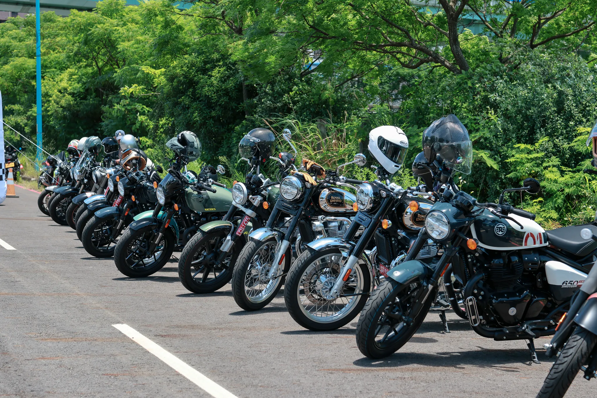 穿西裝騎重機！2026 DGR 紳士路騎開跑 規模更勝過往6306|小老婆汽機車資訊網