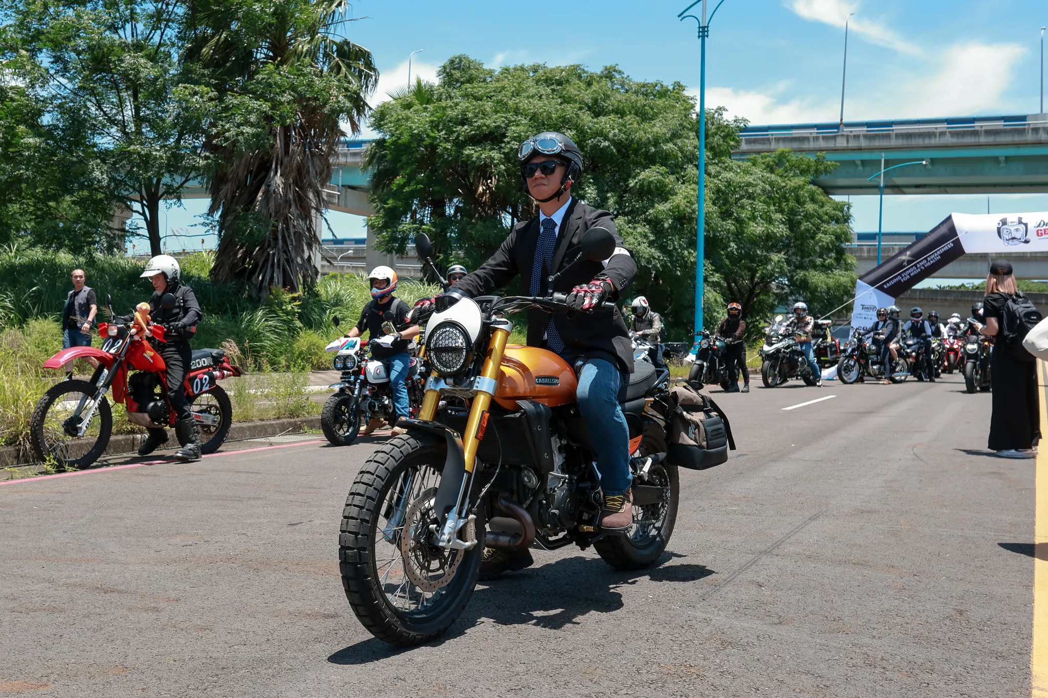 穿西裝騎重機！2026 DGR 紳士路騎開跑 規模更勝過往623|小老婆汽機車資訊網
