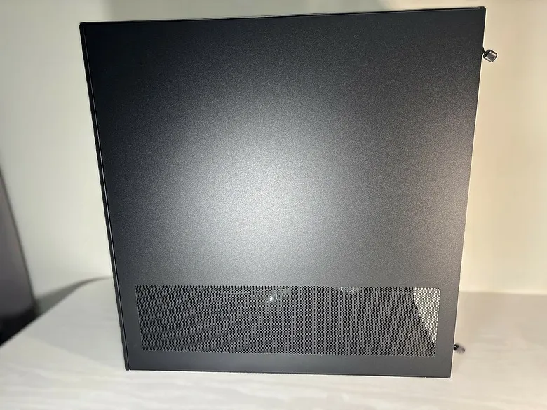 NZXT 恩傑 H3 Flow ft. EZDIY-FAB VH90 ARGB 通用式顯卡支架開箱3343|小老婆汽機車資訊網