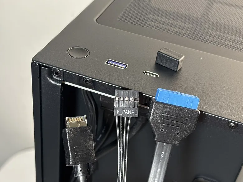NZXT 恩傑 H3 Flow ft. EZDIY-FAB VH90 ARGB 通用式顯卡支架開箱7869|小老婆汽機車資訊網