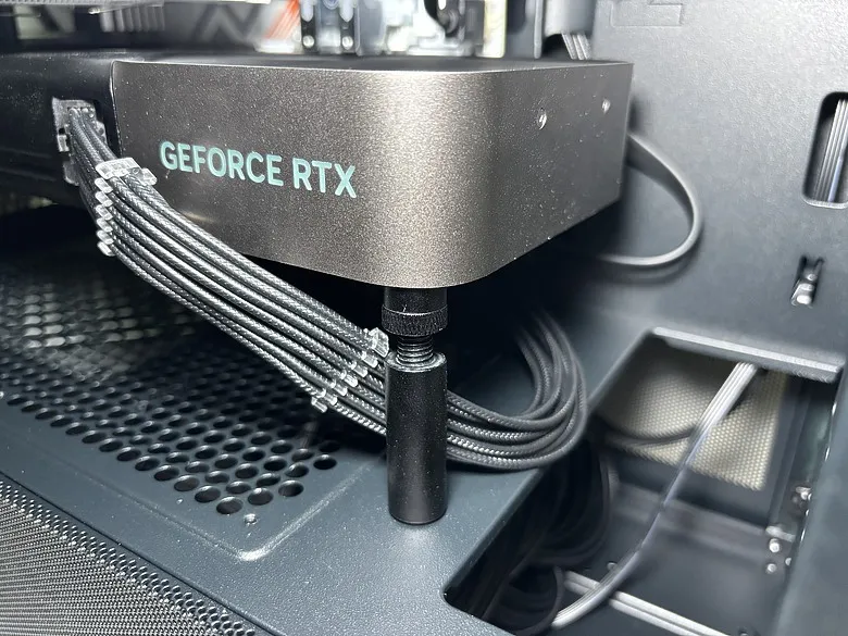 NZXT 恩傑 H3 Flow ft. EZDIY-FAB VH90 ARGB 通用式顯卡支架開箱4754|小老婆汽機車資訊網