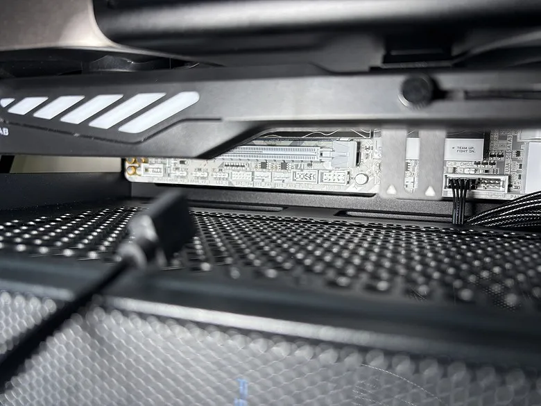 NZXT 恩傑 H3 Flow ft. EZDIY-FAB VH90 ARGB 通用式顯卡支架開箱9786|小老婆汽機車資訊網