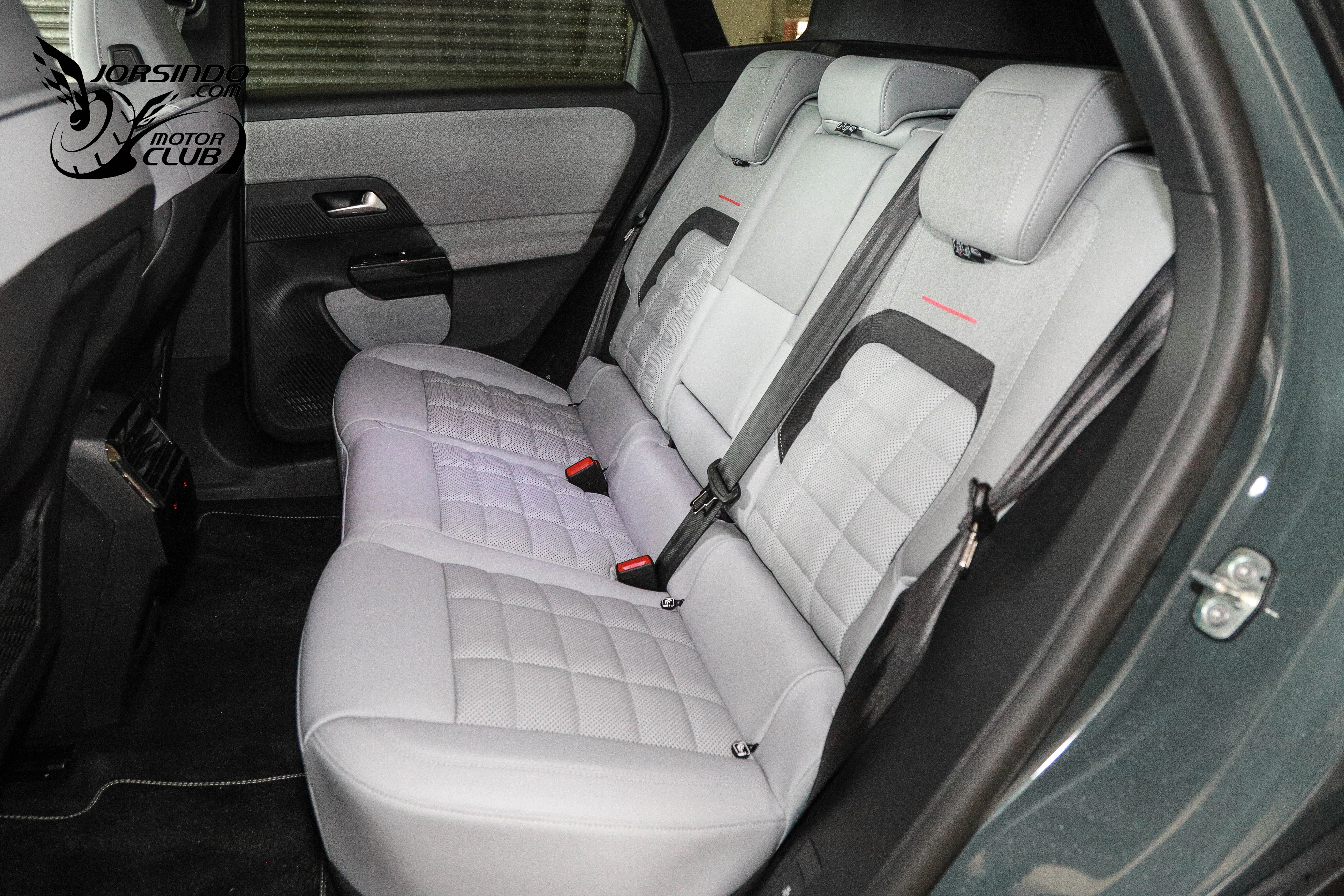 魔毯懸吊+溫馨座艙，能不愛嗎？Citroen C5 Aircross試駕報告2564|小老婆汽機車資訊網