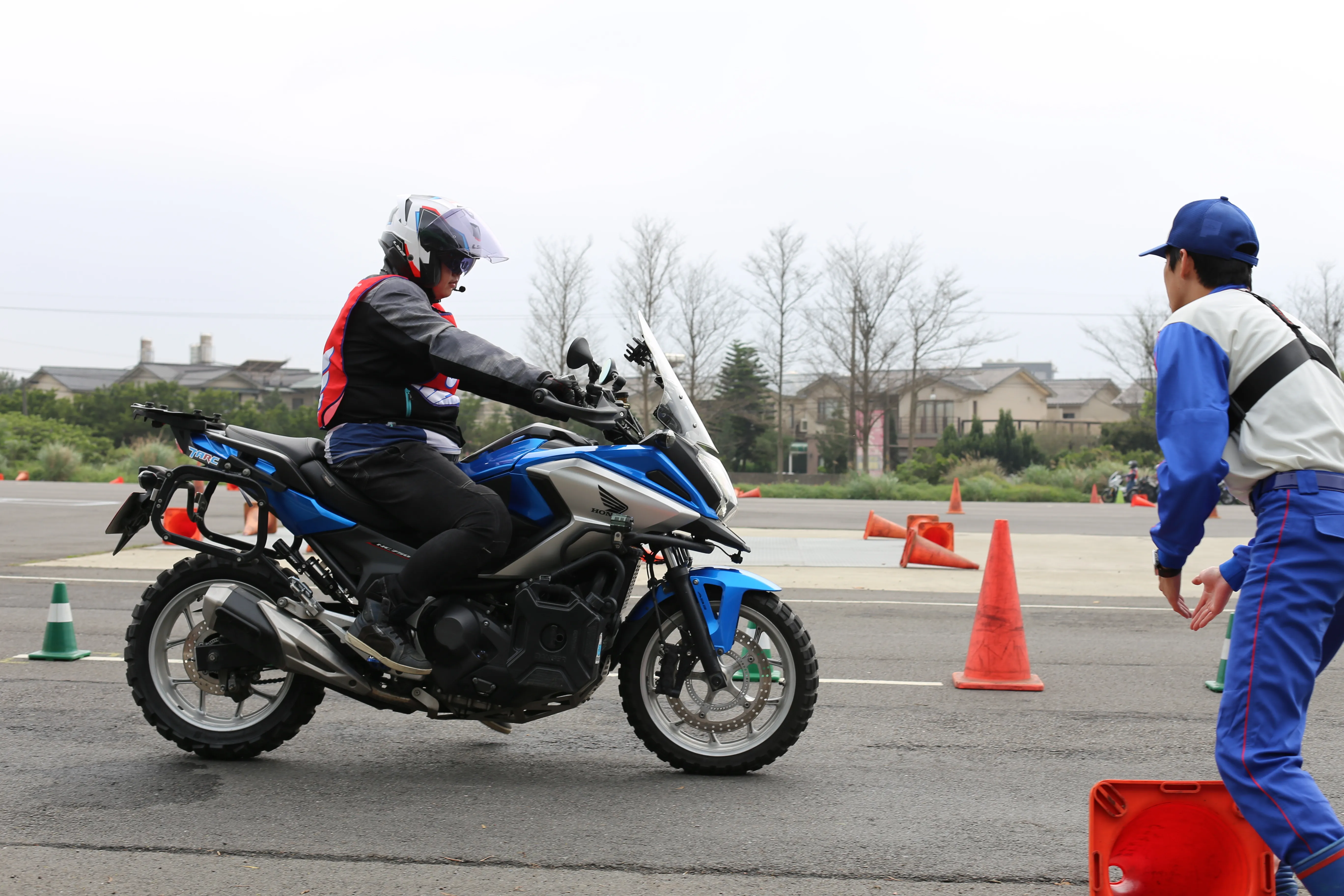 騎久了車才開始學騎車- HONDA HMS 騎乘技能檢定 &amp; NC750X9173|小老婆汽機車資訊網
