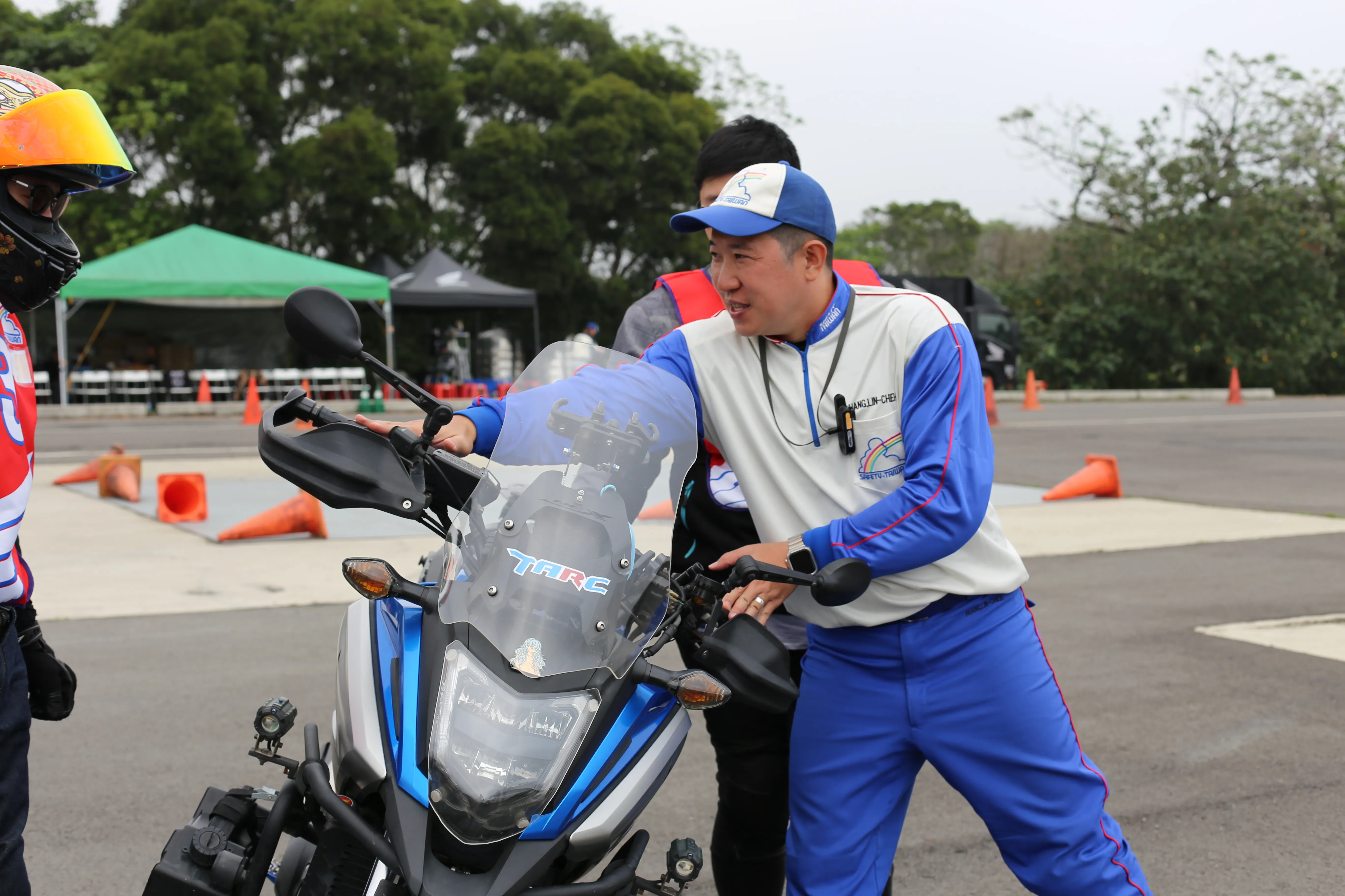 騎久了車才開始學騎車- HONDA HMS 騎乘技能檢定 &amp; NC750X1576|小老婆汽機車資訊網