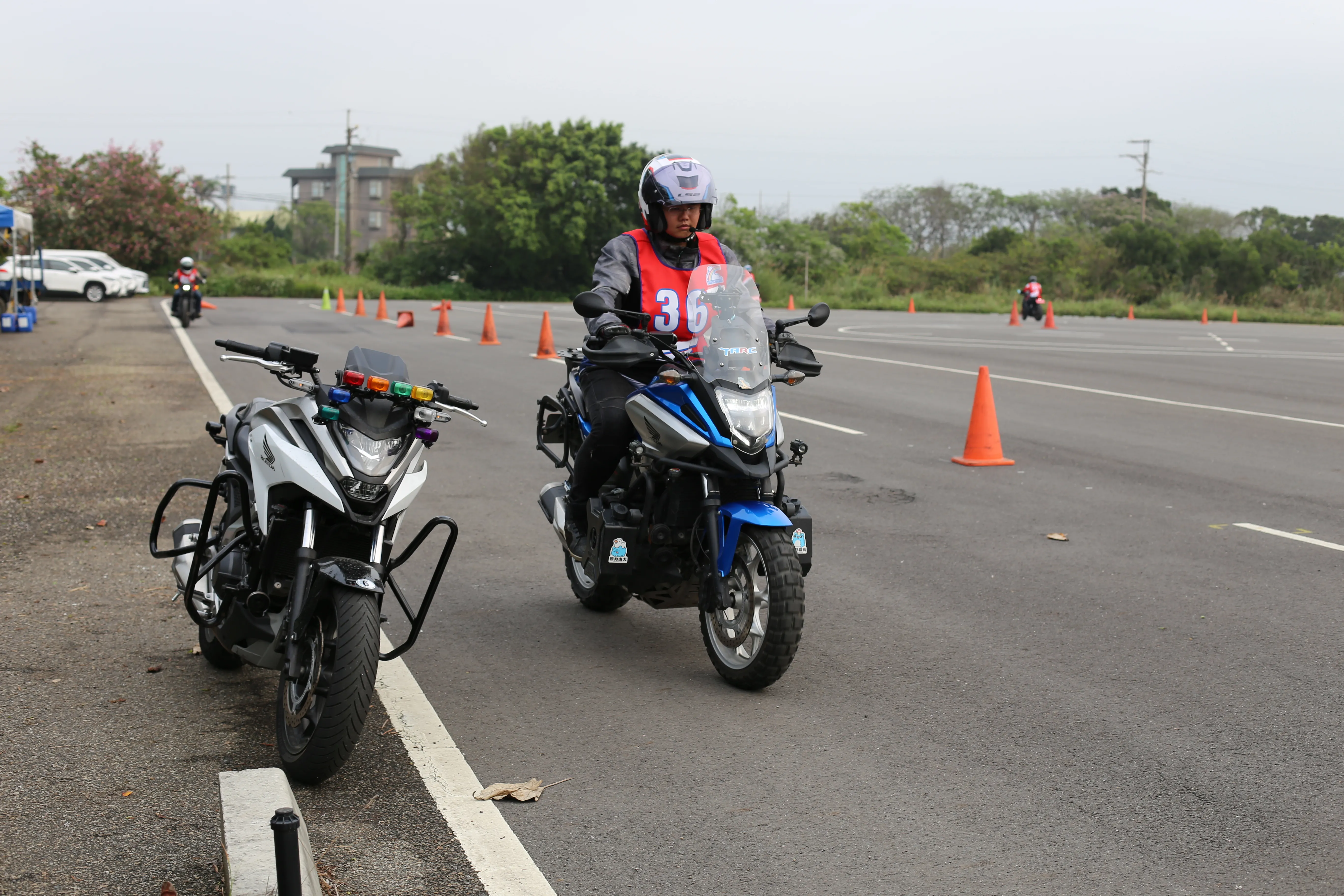 騎久了車才開始學騎車- HONDA HMS 騎乘技能檢定 &amp; NC750X1687|小老婆汽機車資訊網