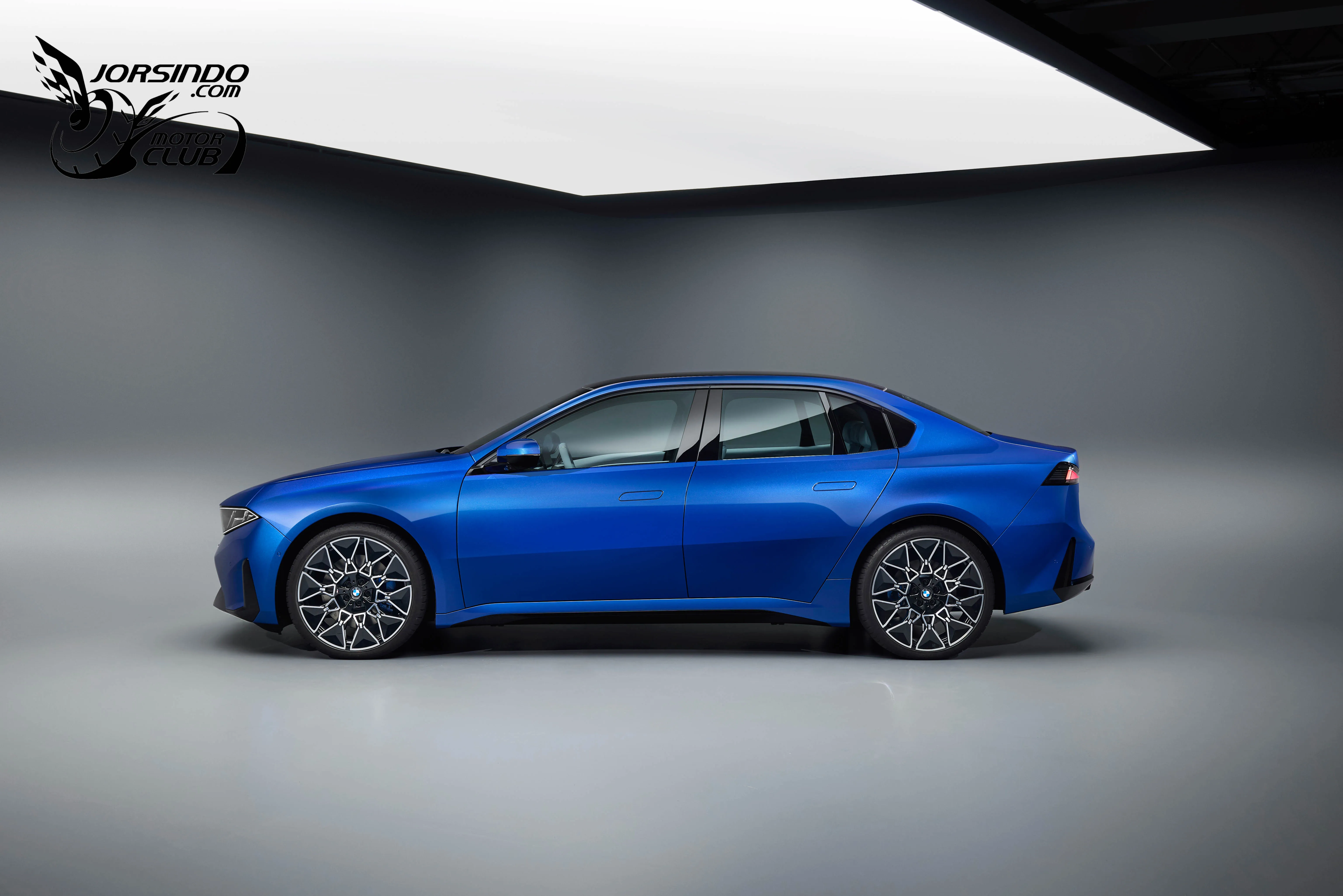 BMW大改款1 Series傳2028年問世，有望提供燃油、純電版本！8348|小老婆汽機車資訊網