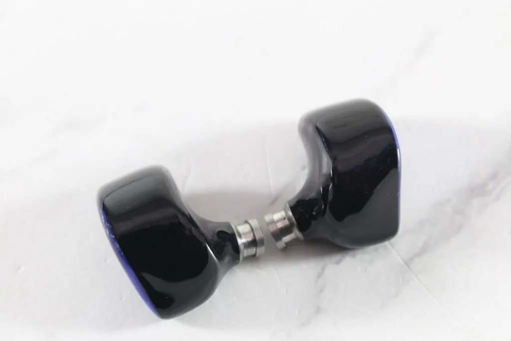 COZOY D1動圈入耳式耳機-搭載雙磁路雙石墨烯振膜動圈單元，價格親...6672|小老婆汽機車資訊網