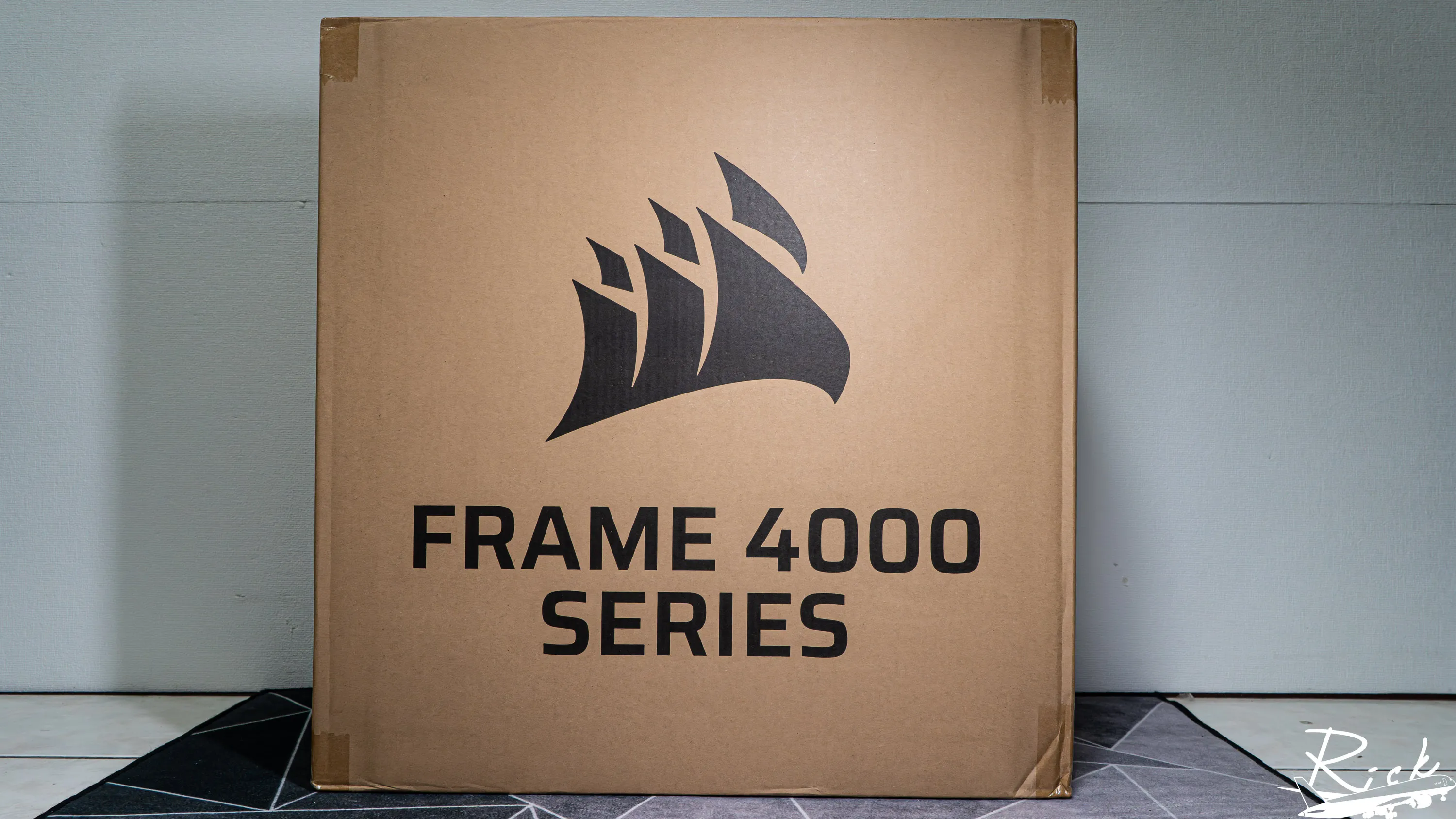 【開箱】木紋靜謐氣息 | CORSAIR FRAME 4000D WOOD RS WHITE3495|小老婆汽機車資訊網