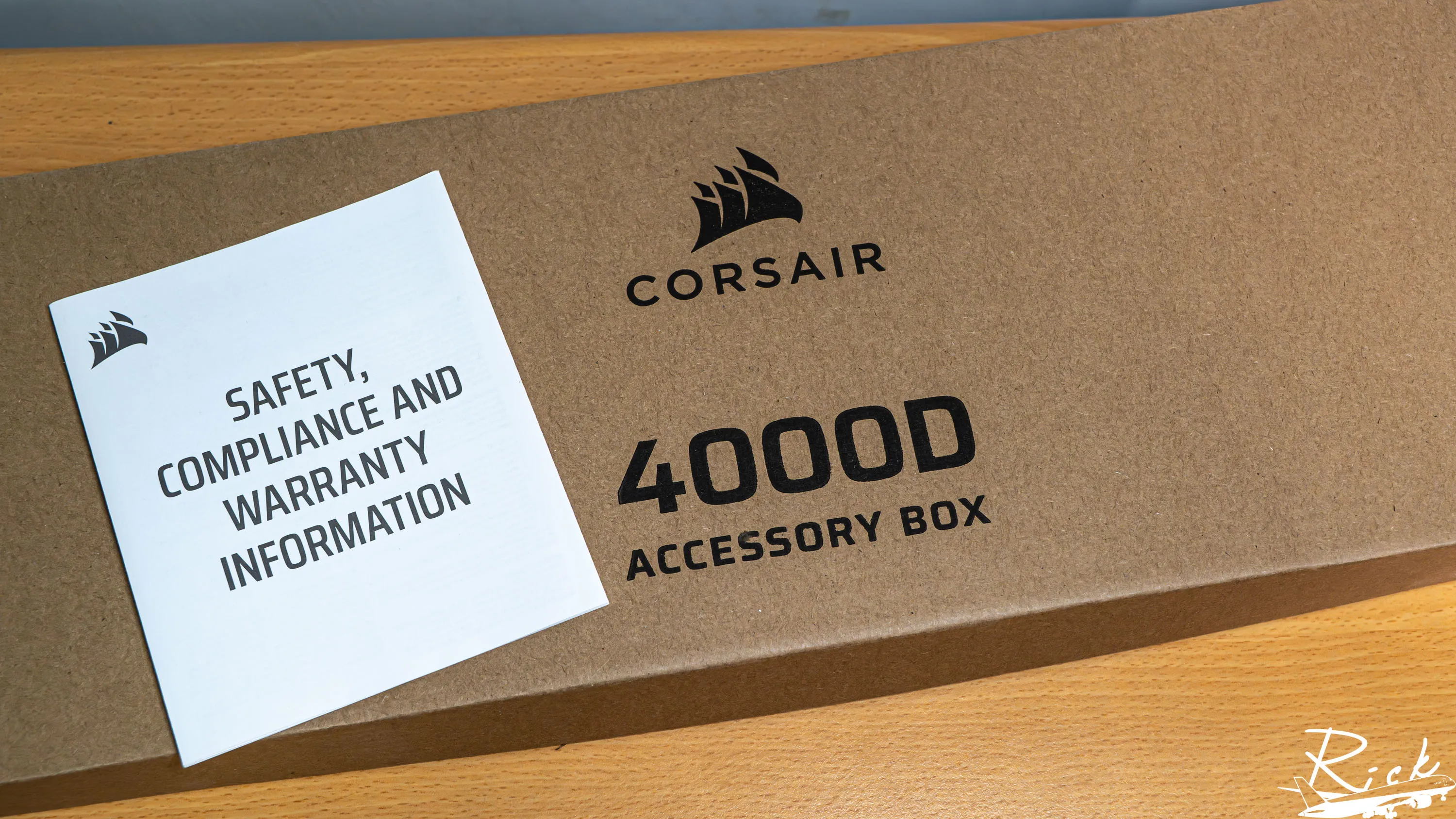 【開箱】木紋靜謐氣息 | CORSAIR FRAME 4000D WOOD RS WHITE7446|小老婆汽機車資訊網