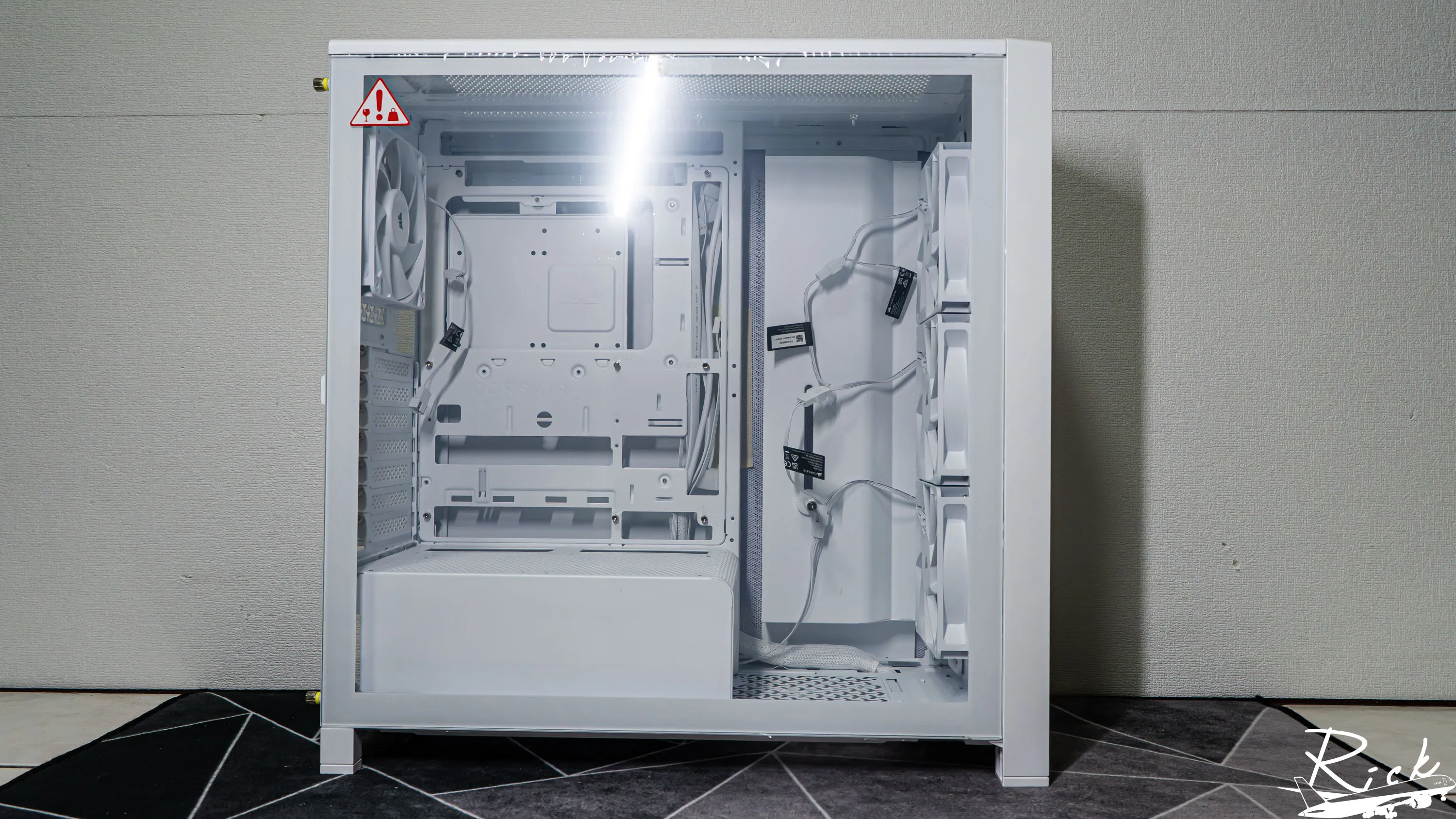 【開箱】木紋靜謐氣息 | CORSAIR FRAME 4000D WOOD RS WHITE4233|小老婆汽機車資訊網