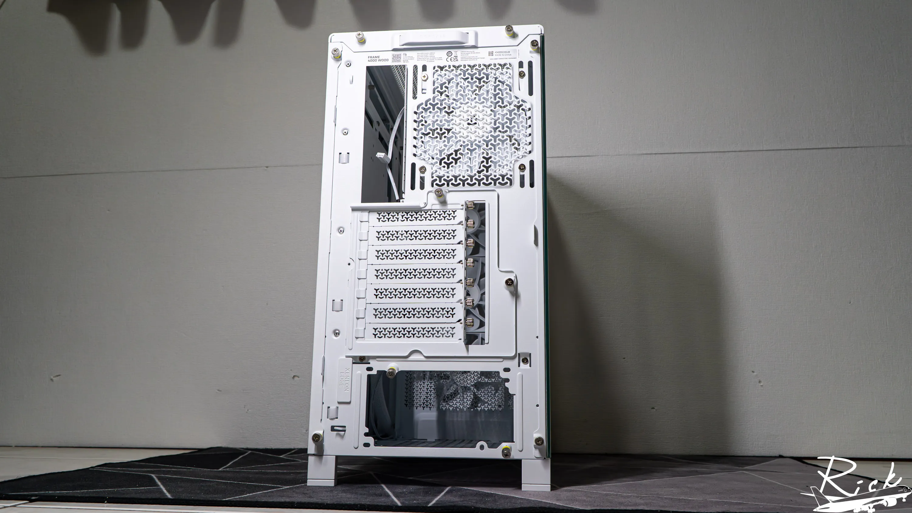 【開箱】木紋靜謐氣息 | CORSAIR FRAME 4000D WOOD RS WHITE1894|小老婆汽機車資訊網