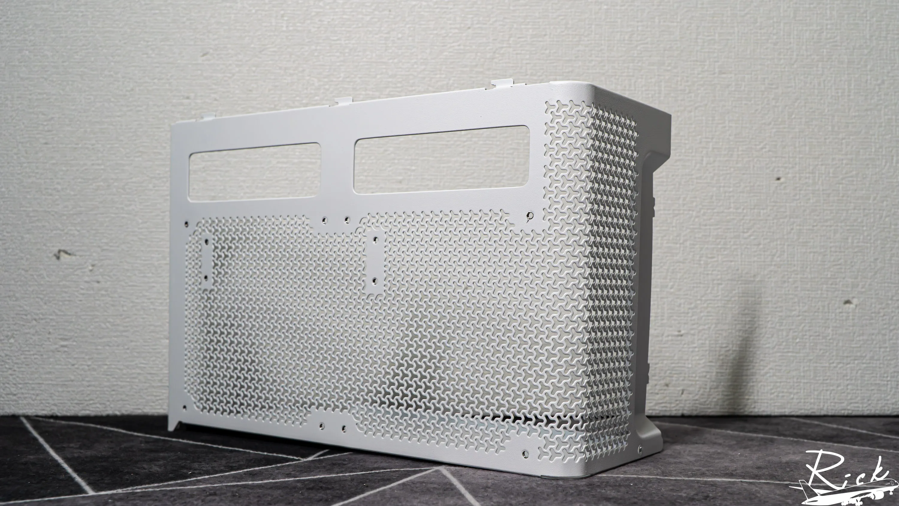 【開箱】木紋靜謐氣息 | CORSAIR FRAME 4000D WOOD RS WHITE9595|小老婆汽機車資訊網