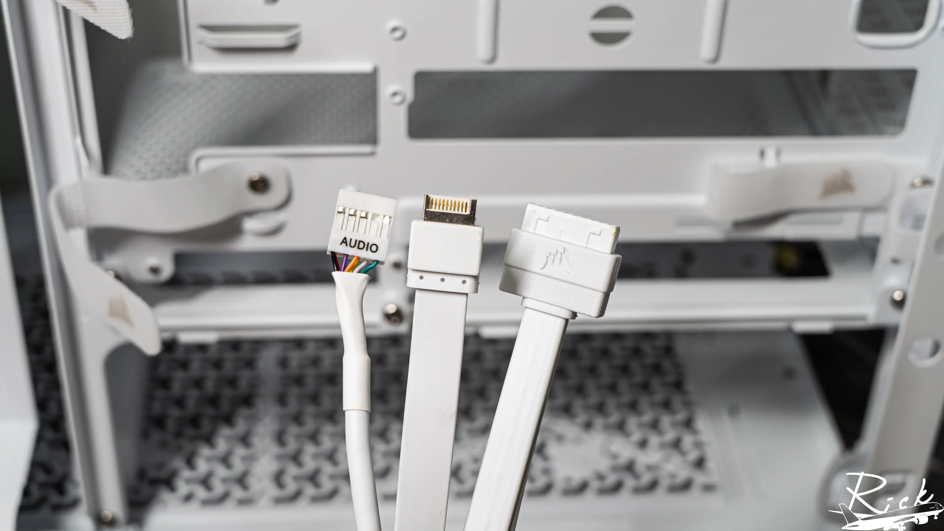 【開箱】木紋靜謐氣息 | CORSAIR FRAME 4000D WOOD RS WHITE8823|小老婆汽機車資訊網