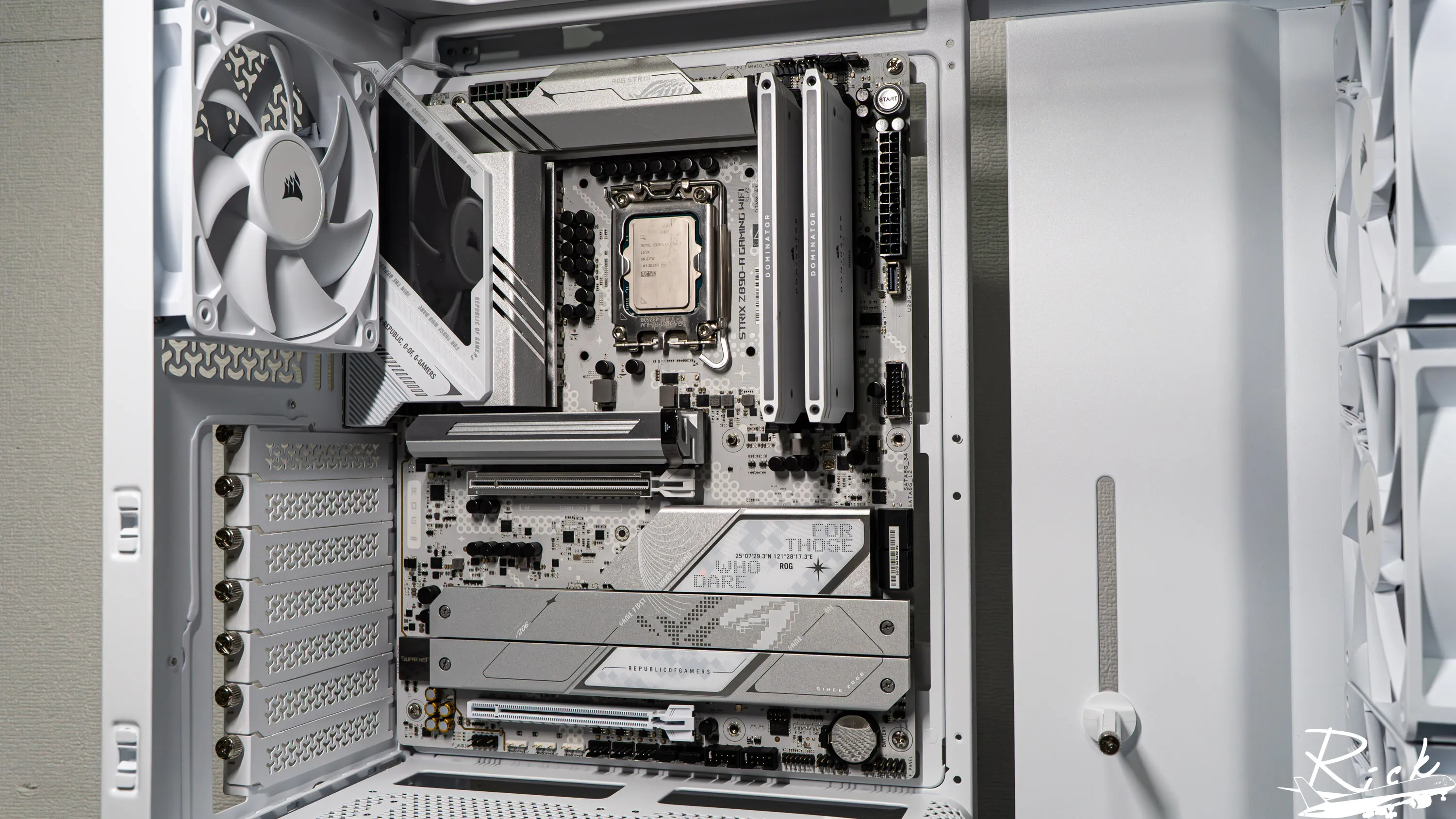 【開箱】木紋靜謐氣息 | CORSAIR FRAME 4000D WOOD RS WHITE6816|小老婆汽機車資訊網