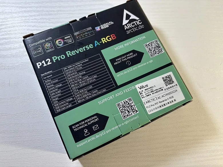 「視覺系玩家必備！」Arctic P12 Pro Reverse A-RGB 反向風扇開箱 ft. MX-73847|小老婆汽機車資訊網
