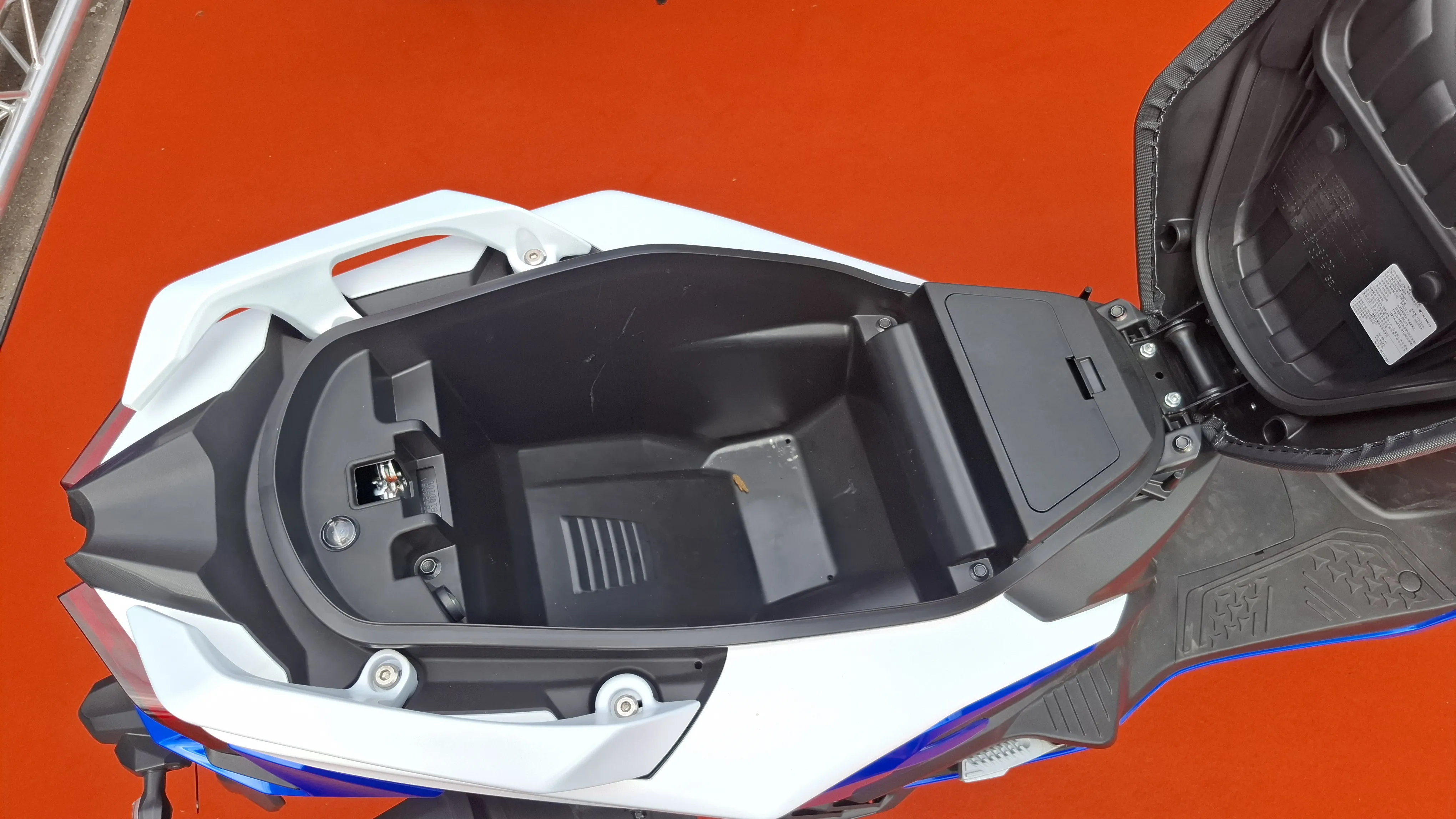 KYMCO G7 官方試乘會 in 桃園永安卡丁車賽車場3090|小老婆汽機車資訊網