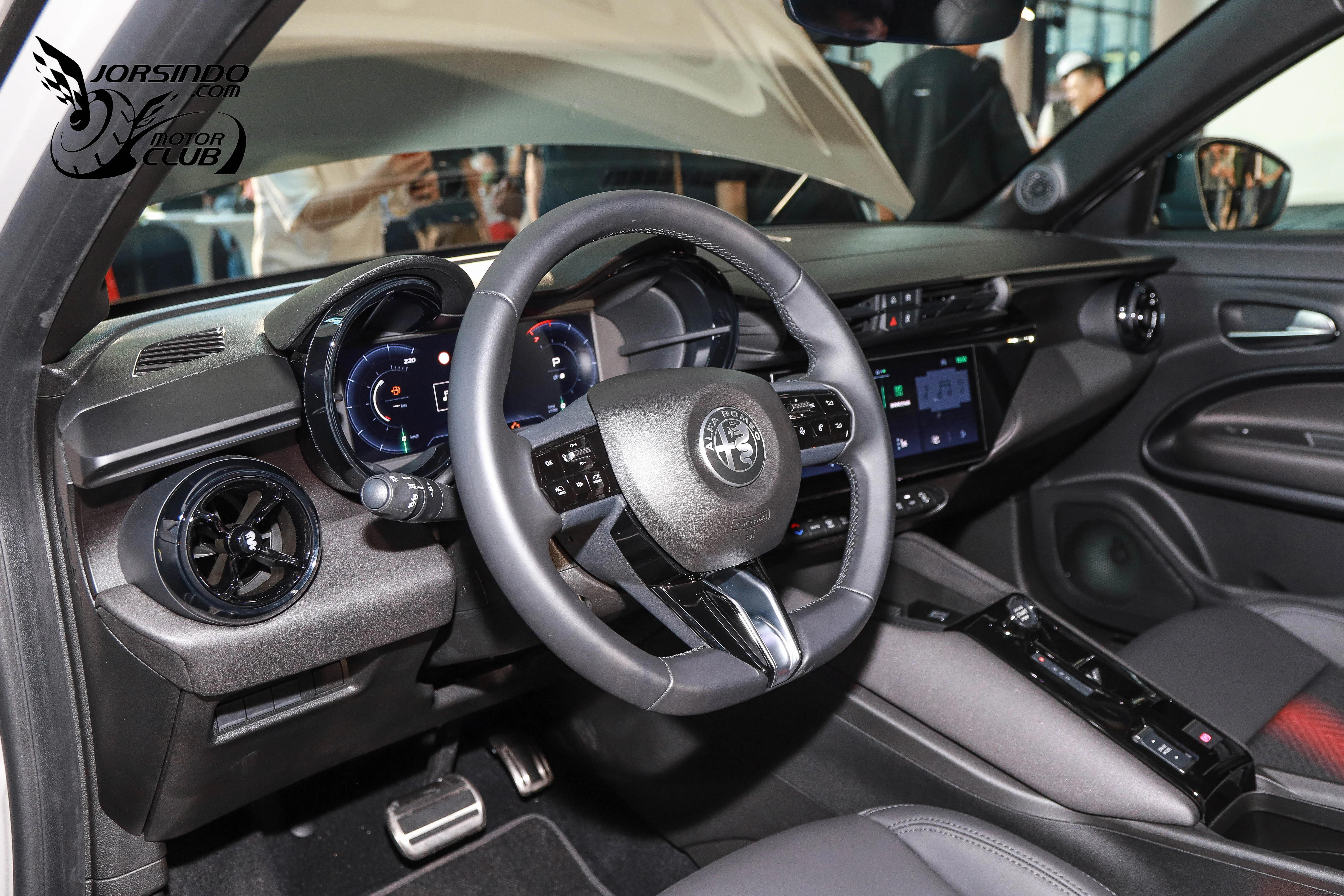 油電、純電雙動力規格！Alfa Romeo Junior台幣139.8萬起國內上市1060|小老婆汽機車資訊網