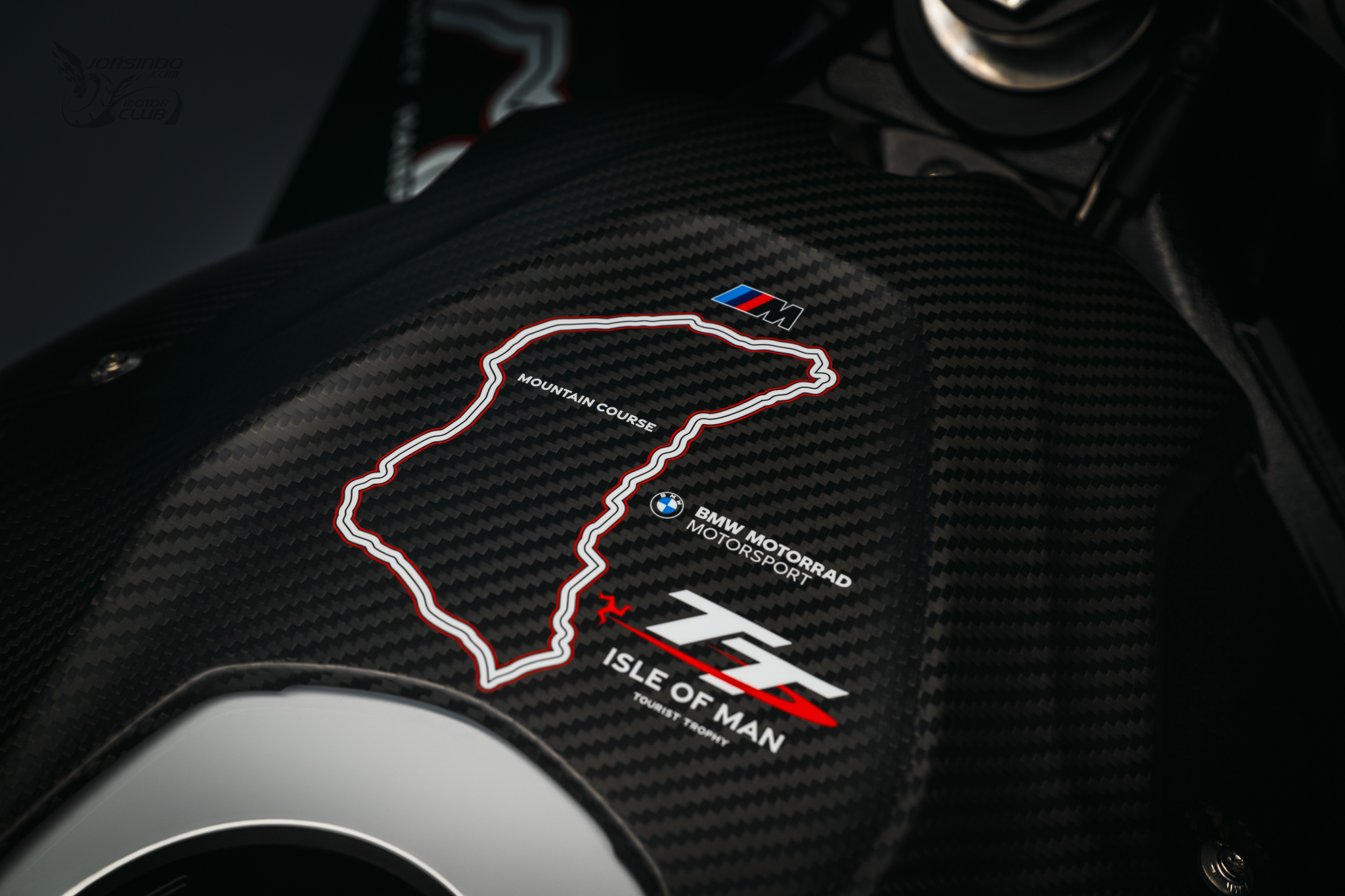 BMW M 1000 RR 曼島 TT 限定版 英國賽車綠｜全球限量 115 台5349|小老婆汽機車資訊網