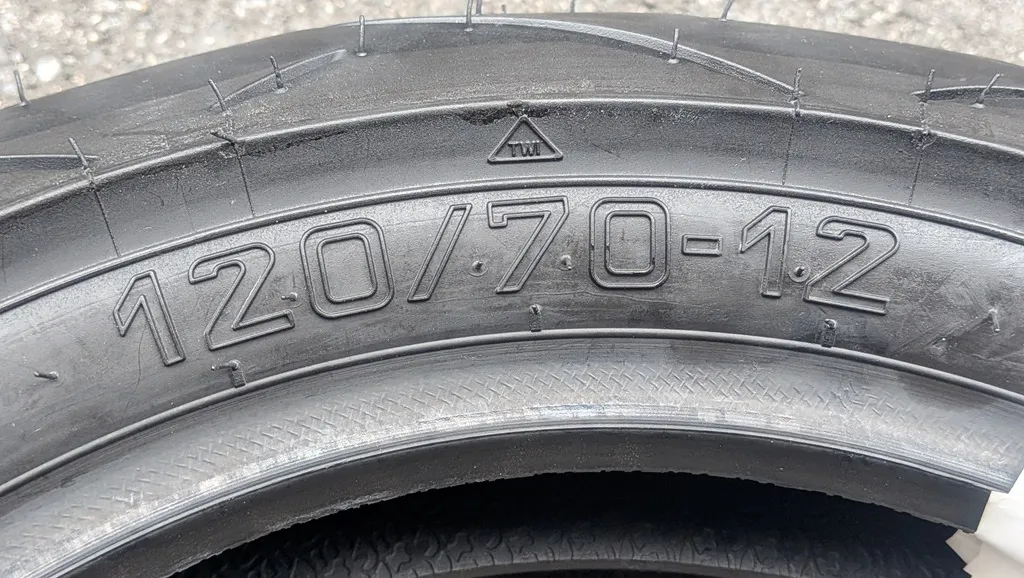 海德瑙HEIDENAU K80SPT複合型運動矽膠胎-進口高性能半熱熔胎初體驗9129|小老婆汽機車資訊網
