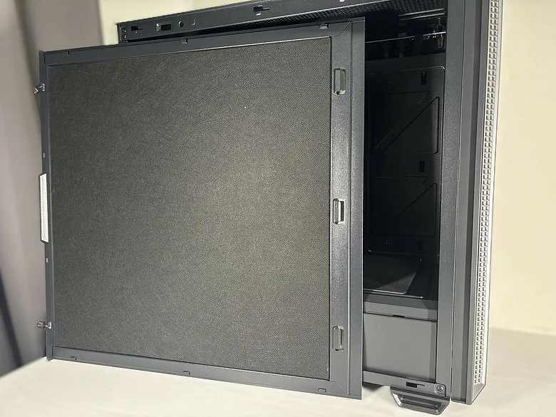 「拒絕光污染的逆襲！」Antec 安鈦克 P7 S 靜音機殼開箱5822|小老婆汽機車資訊網